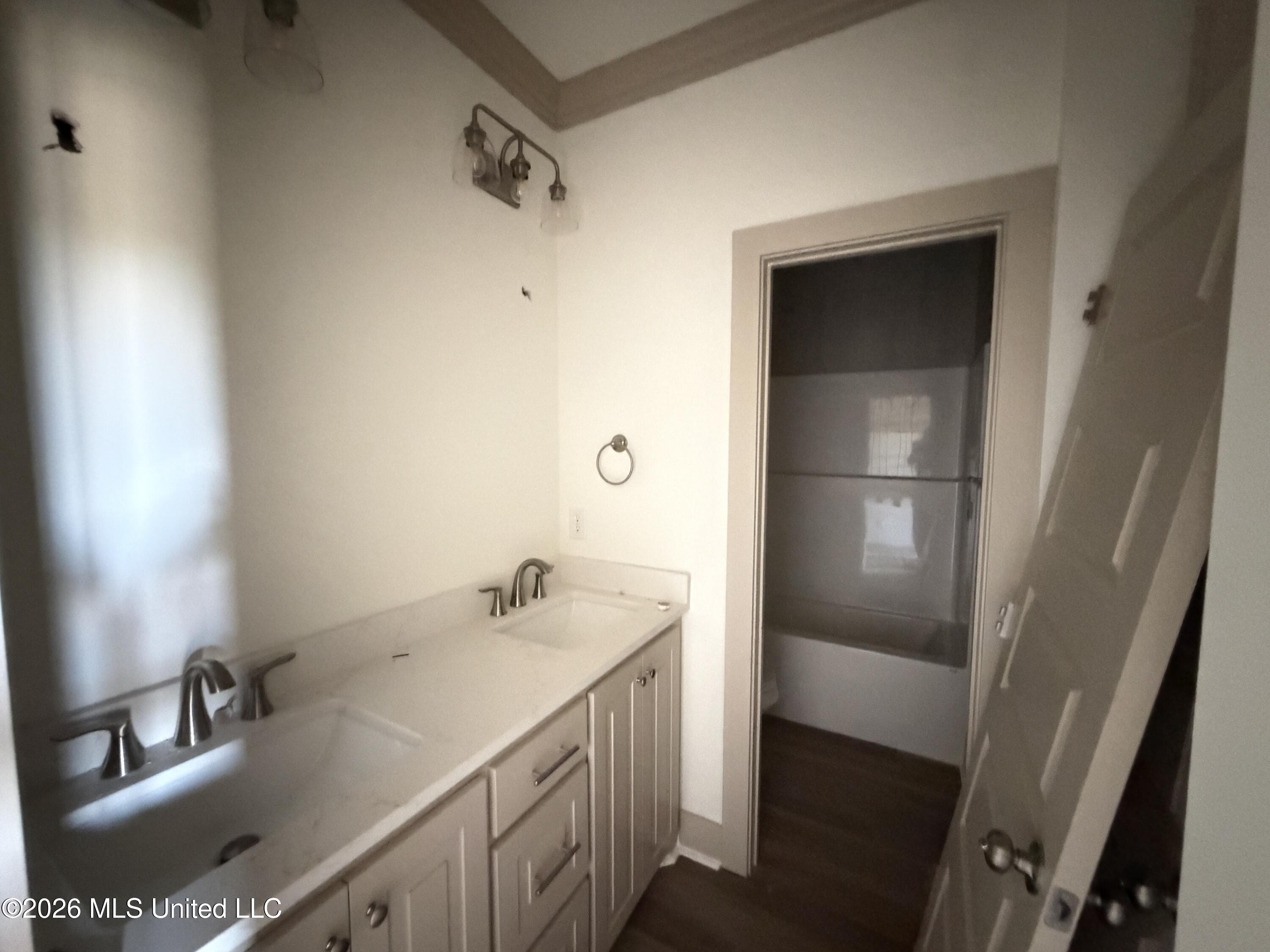 318 Brookfield Circle Property Photo 22