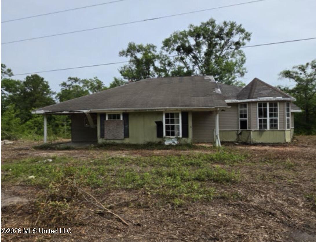 24418 Boweeville Road Property Photo 2