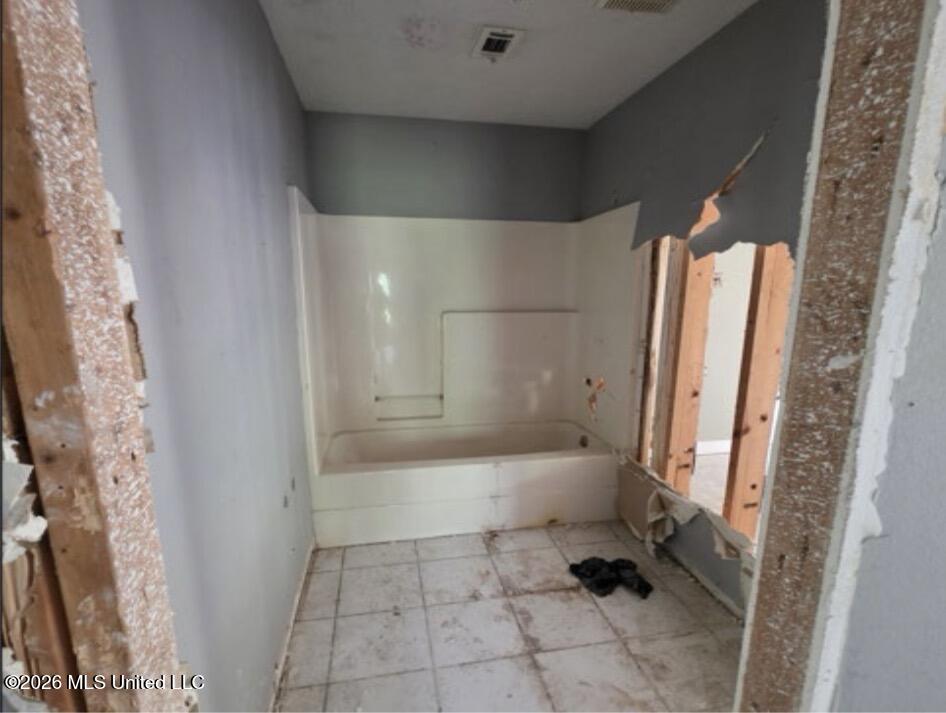 24418 Boweeville Road Property Photo 11