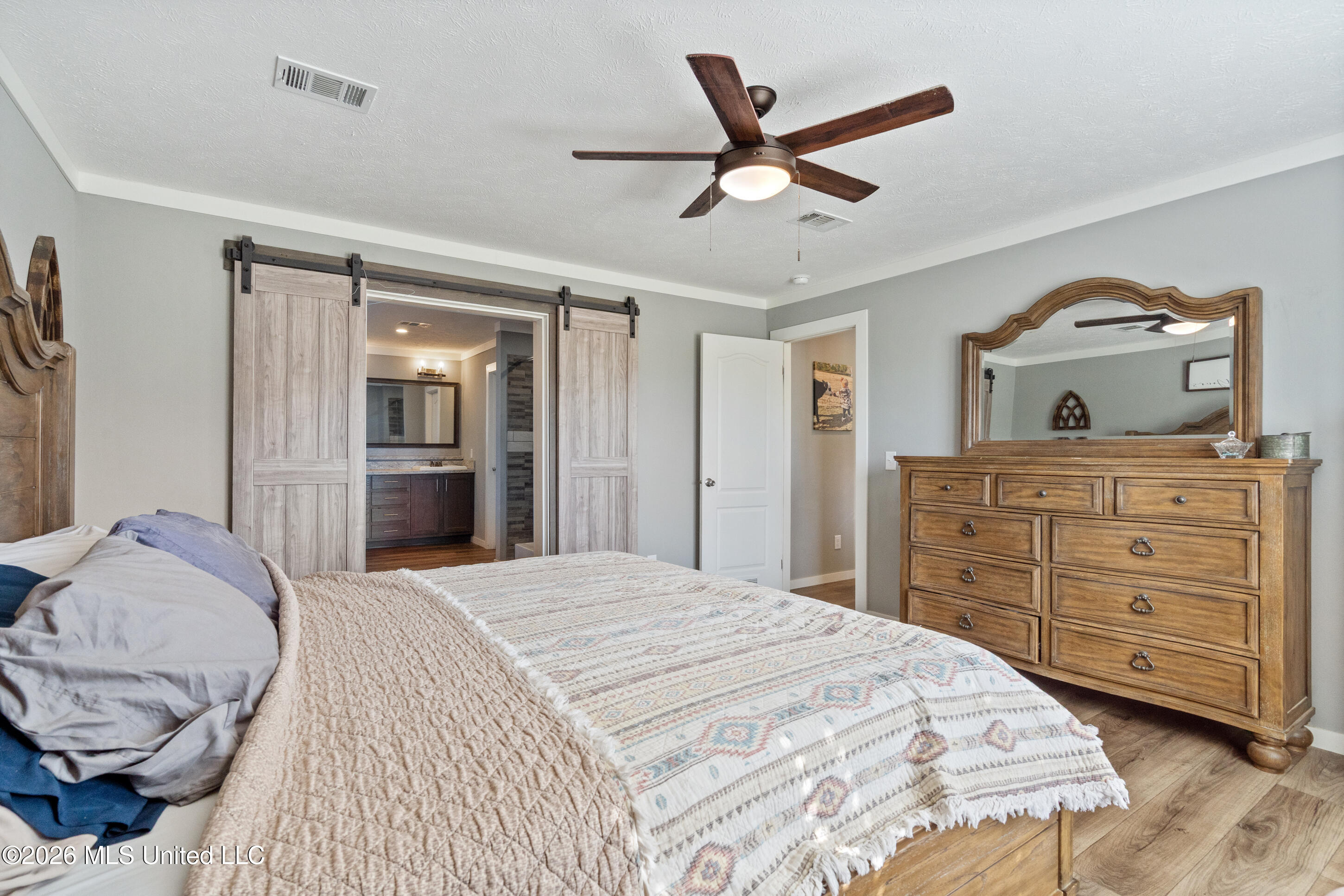 111 Rowell Road Property Photo 10