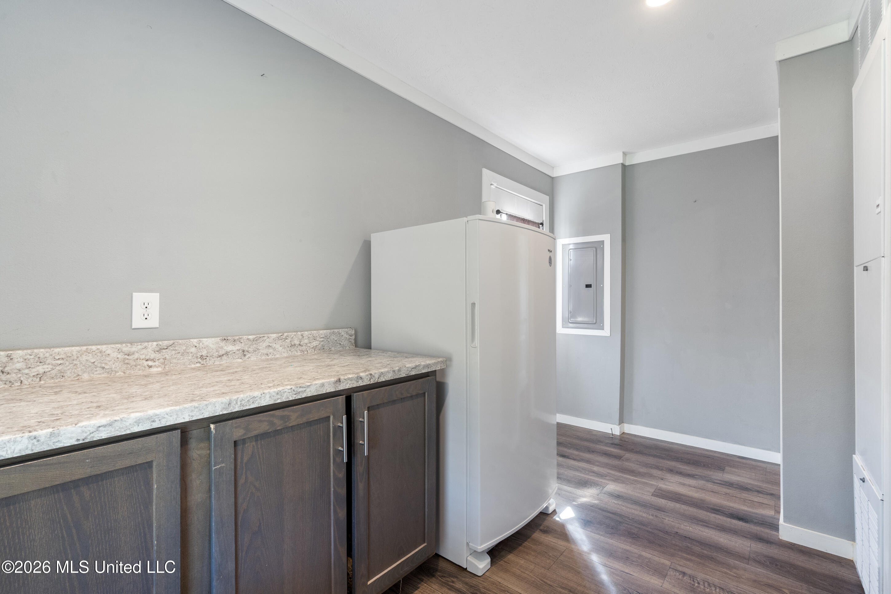 111 Rowell Road Property Photo 18