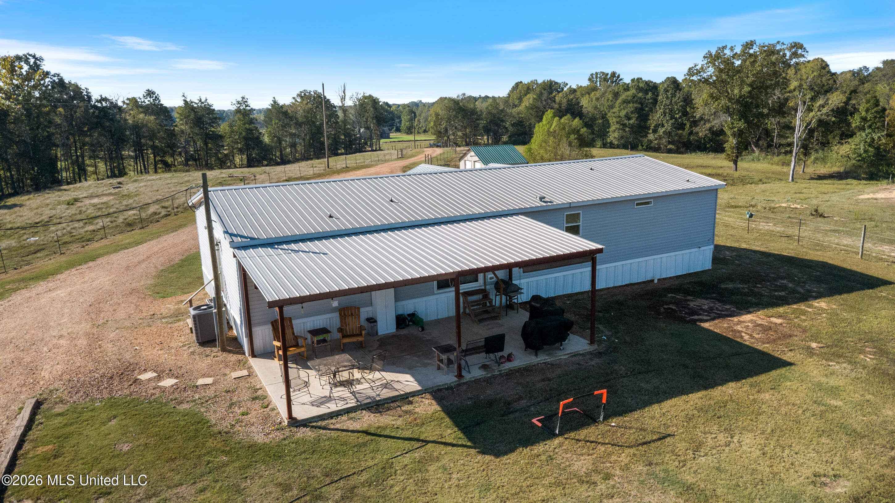 111 Rowell Road Property Photo 21