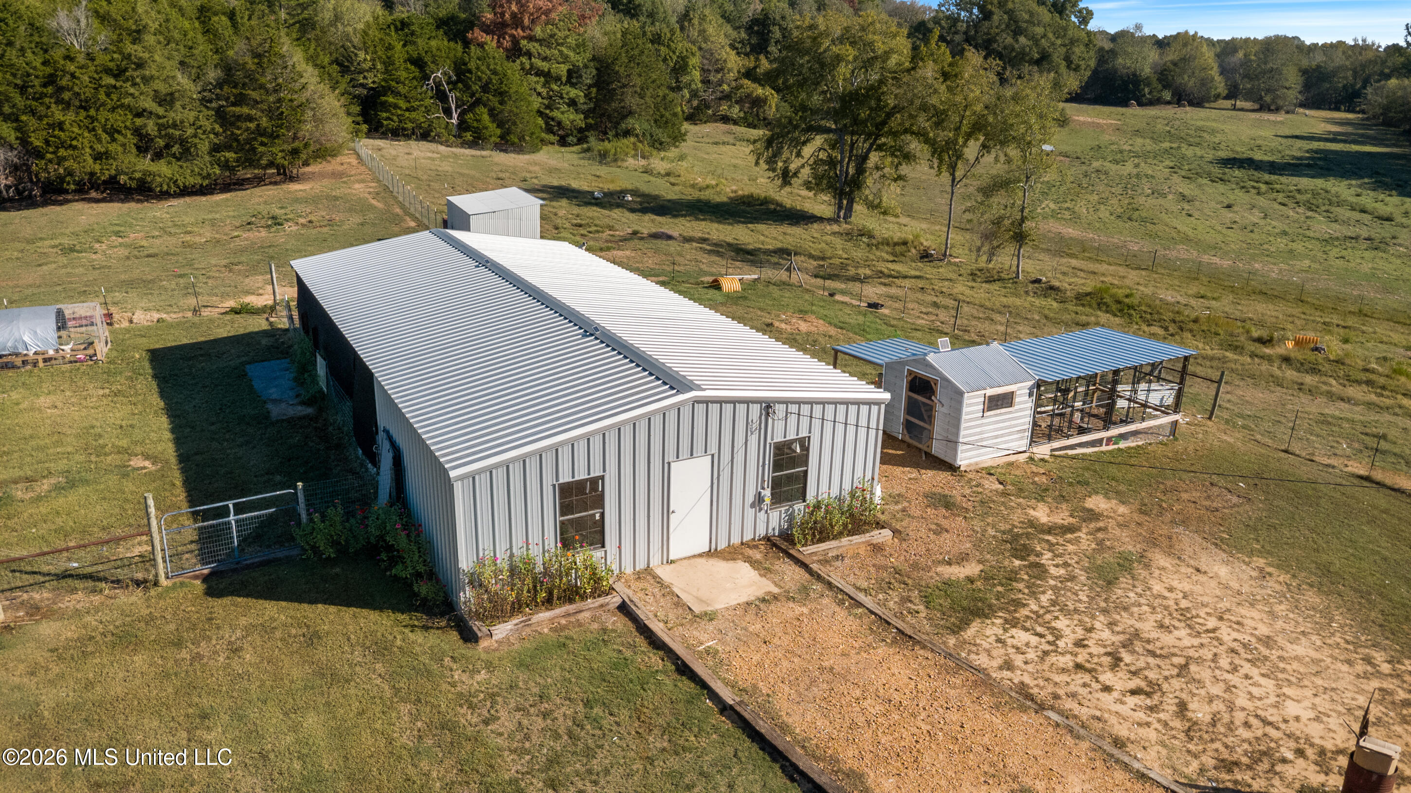 111 Rowell Road Property Photo 22
