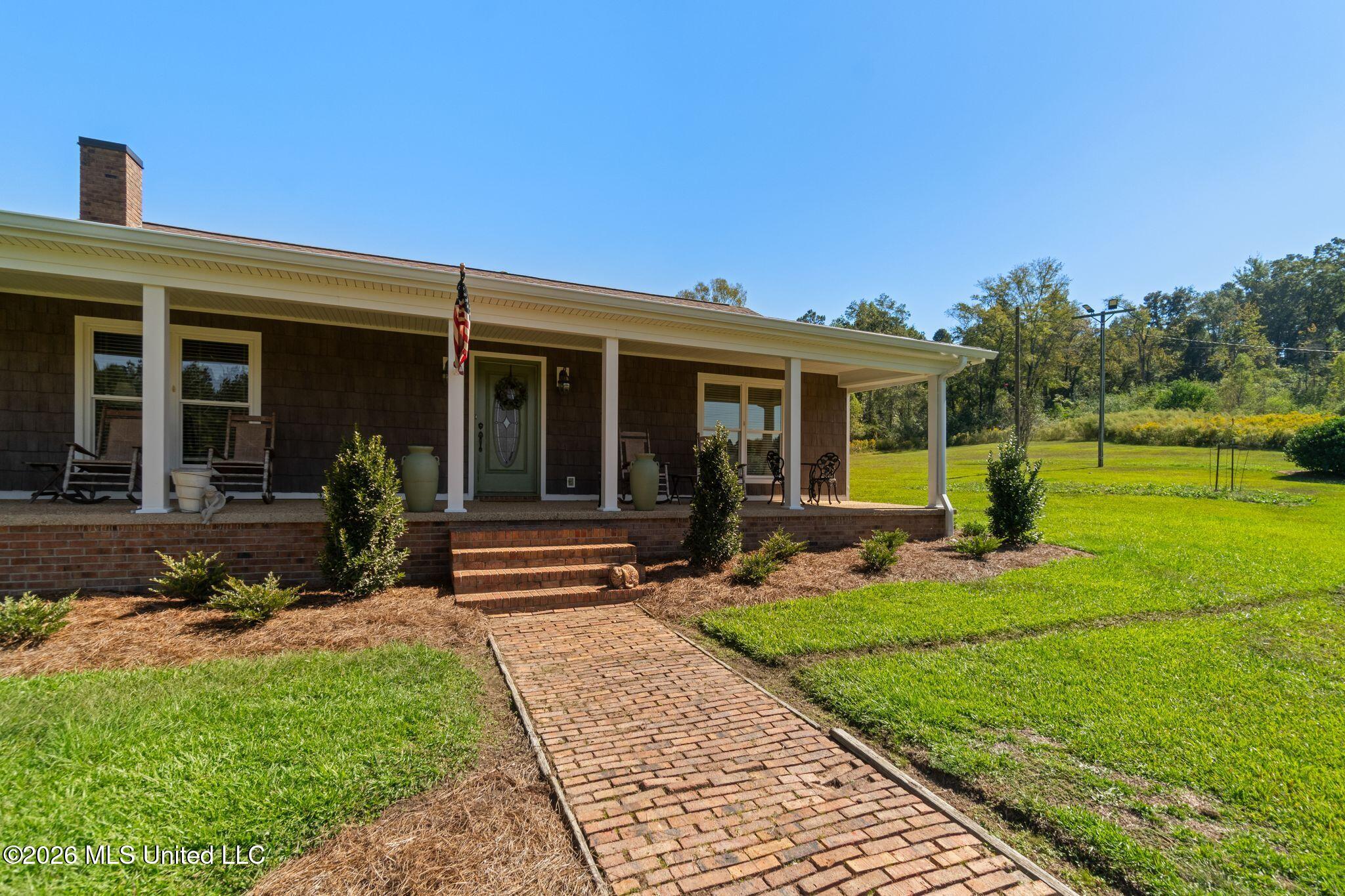 46 Big View Drive Property Photo 5
