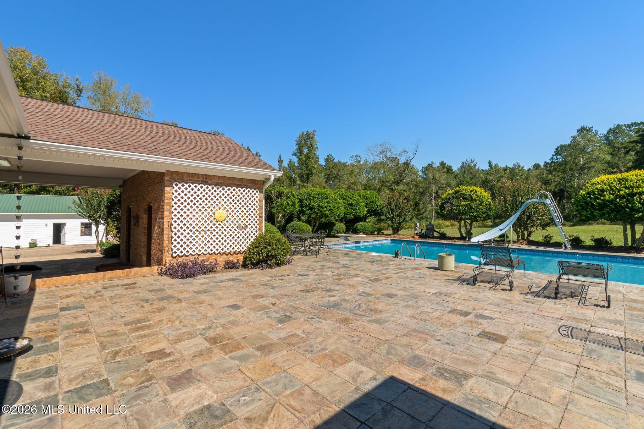 46 Big View Drive Property Photo 43