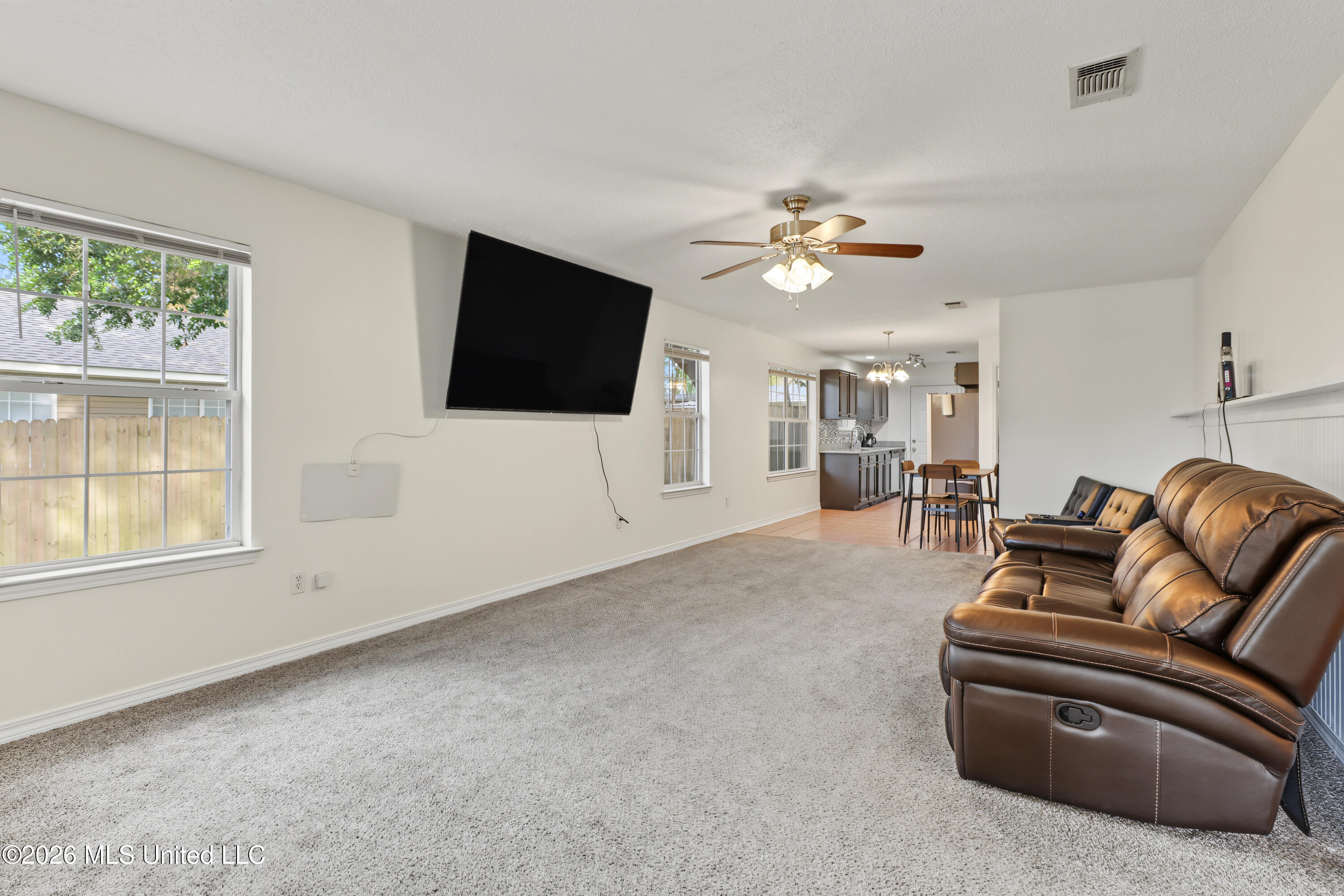 14906 Angela Drive Property Photo 3