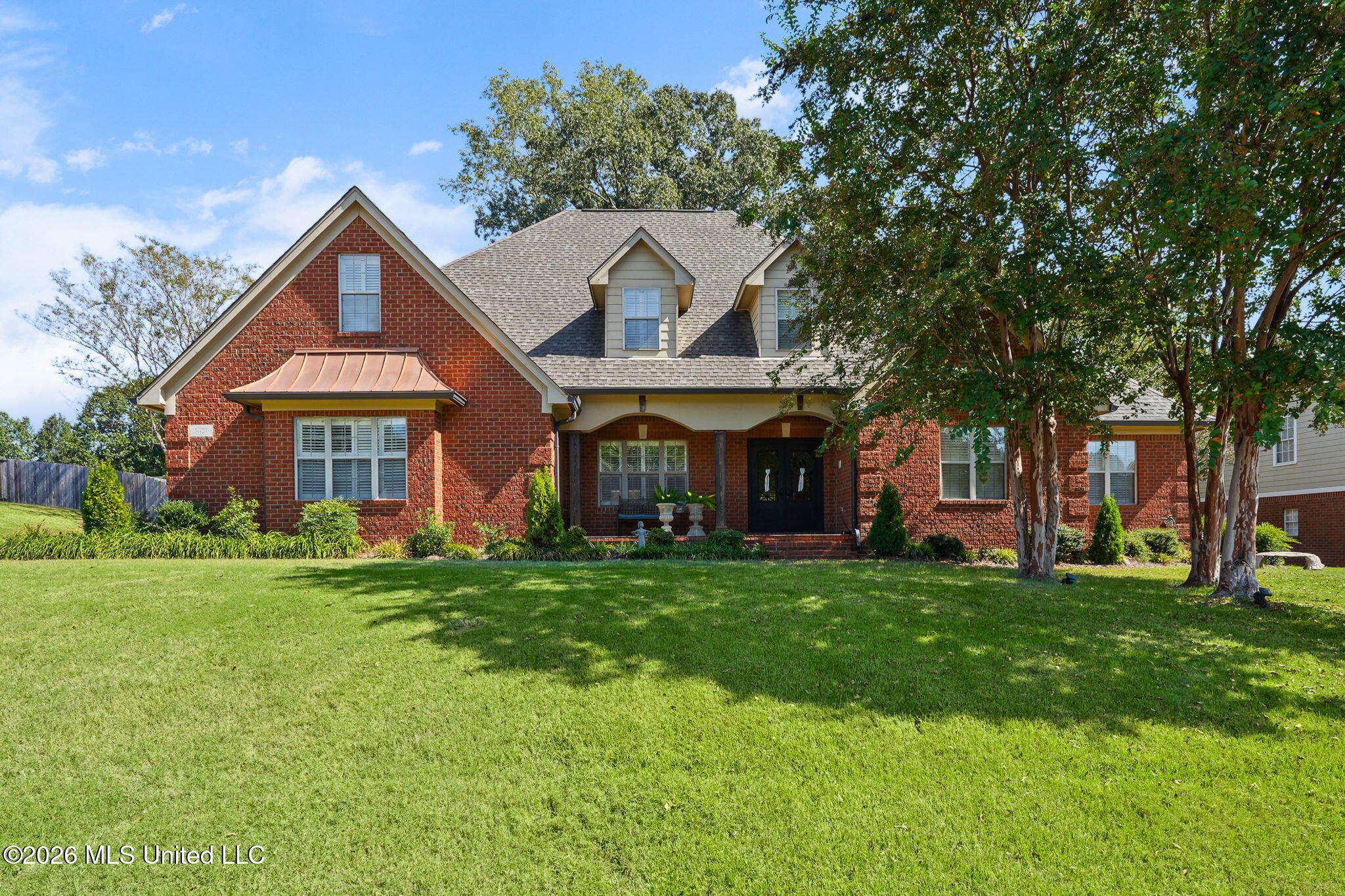 6420 Acree Woods Drive Property Photo 1