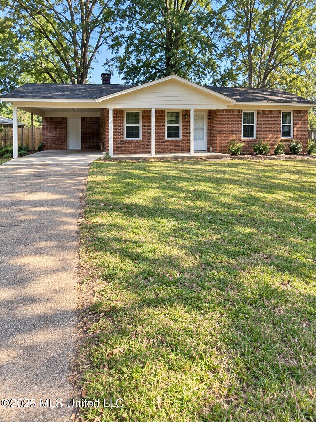 275 George Road Property Photo 1