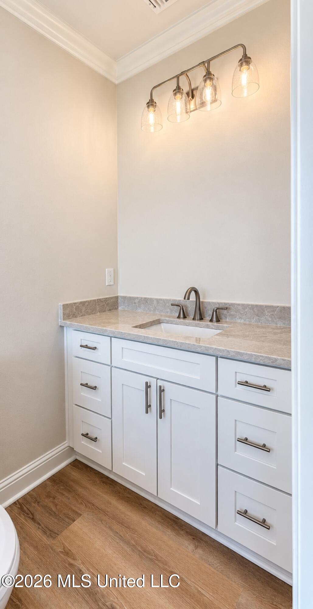 996 W Beach Boulevard Property Photo 31