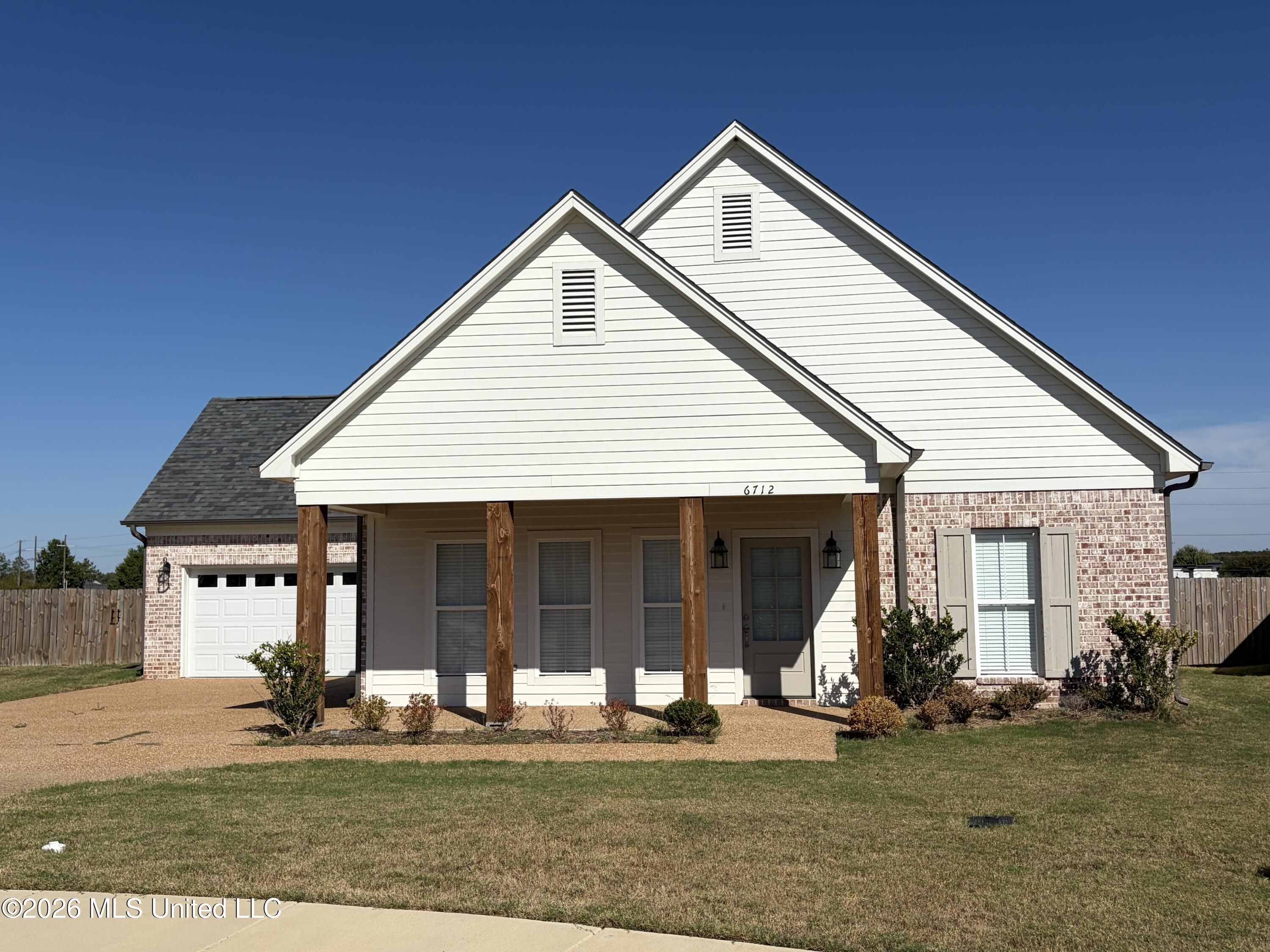 6712 Mayberry Lane Property Photo 1