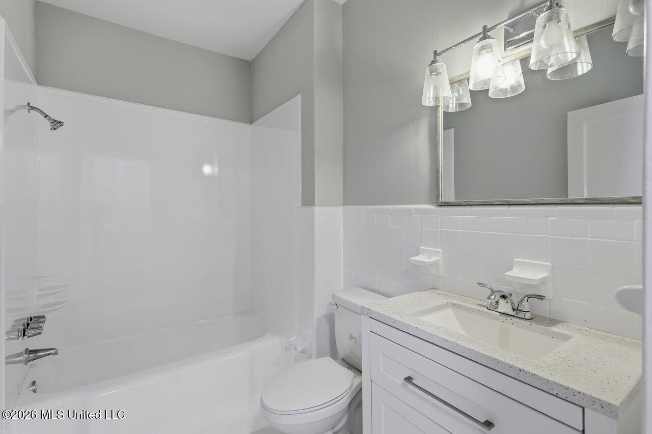 223 Church Street Property Photo 24