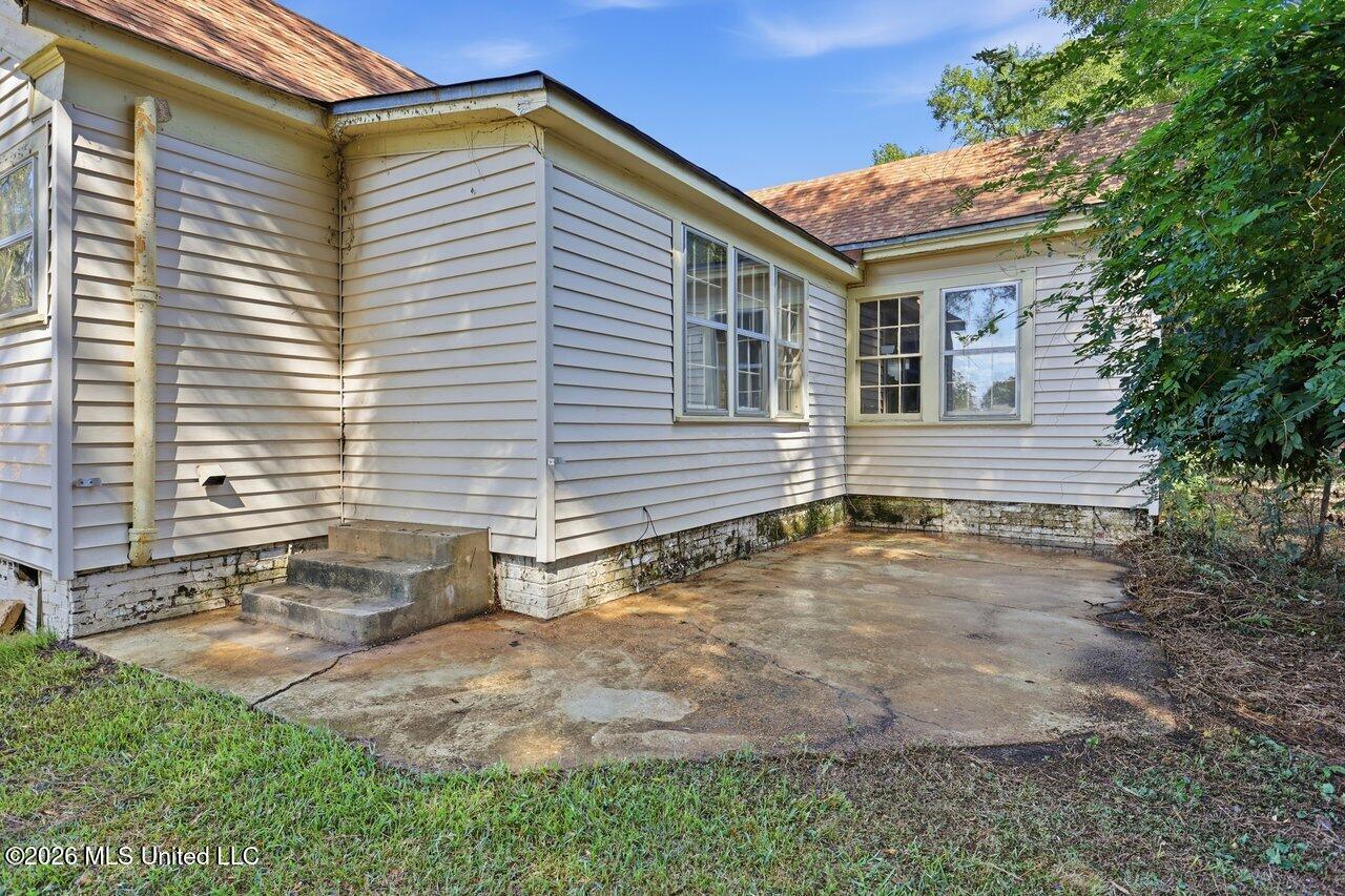 223 Church Street Property Photo 30