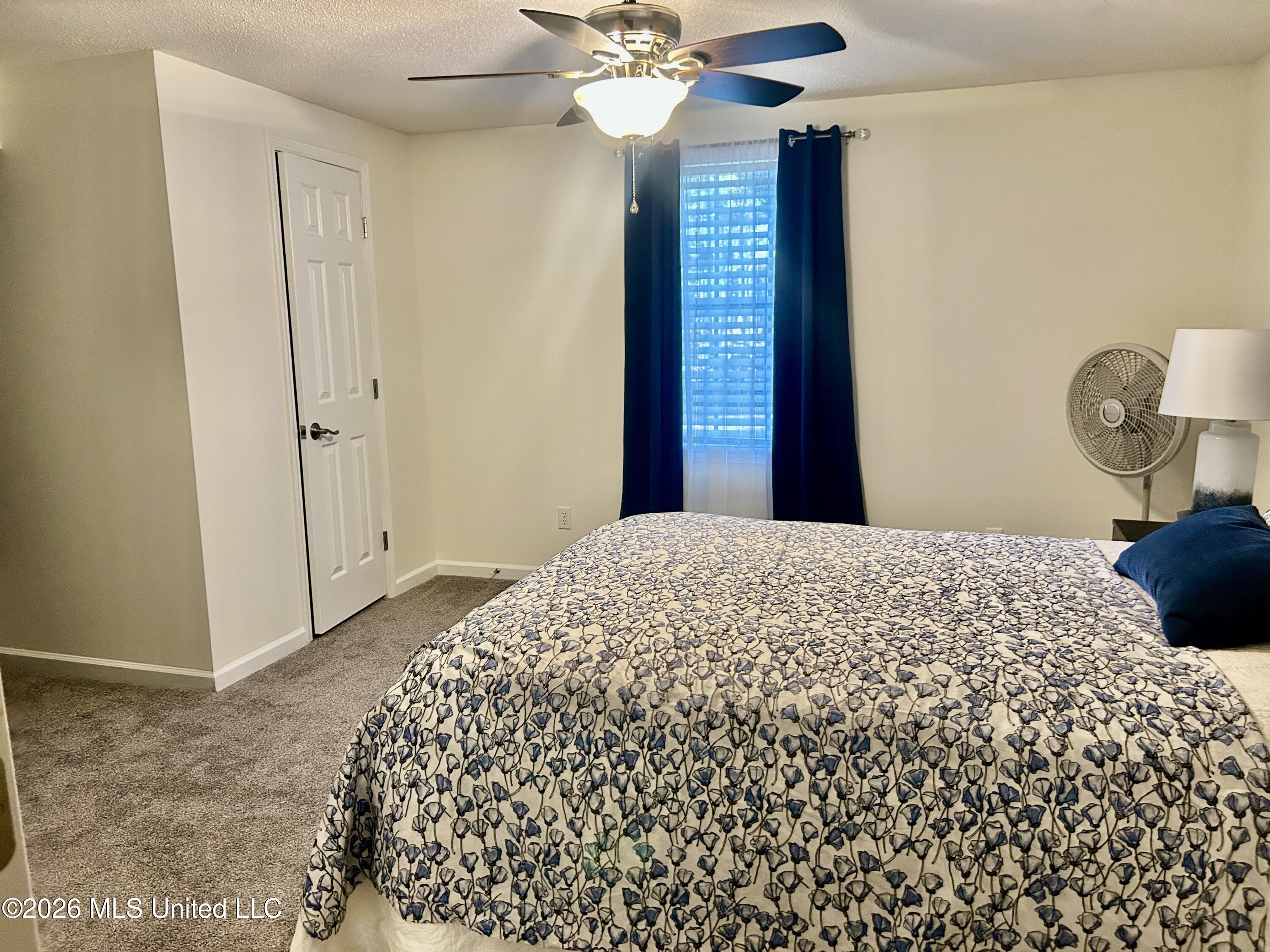 1124 Hawthorne Drive Property Photo 34