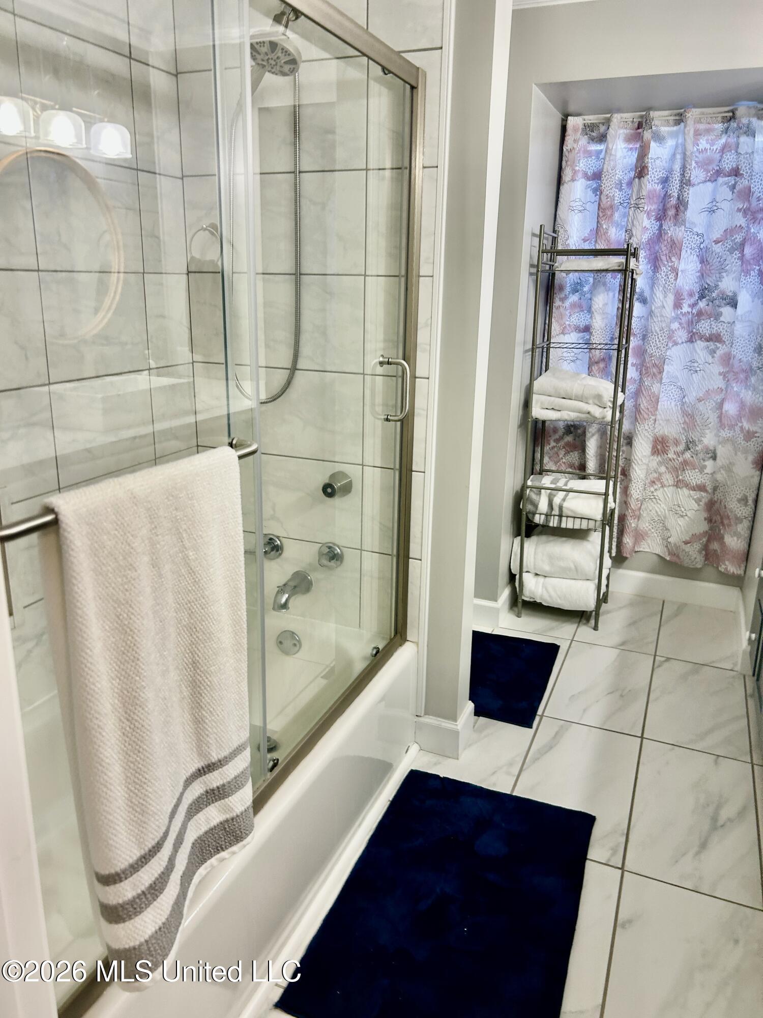1124 Hawthorne Drive Property Photo 36