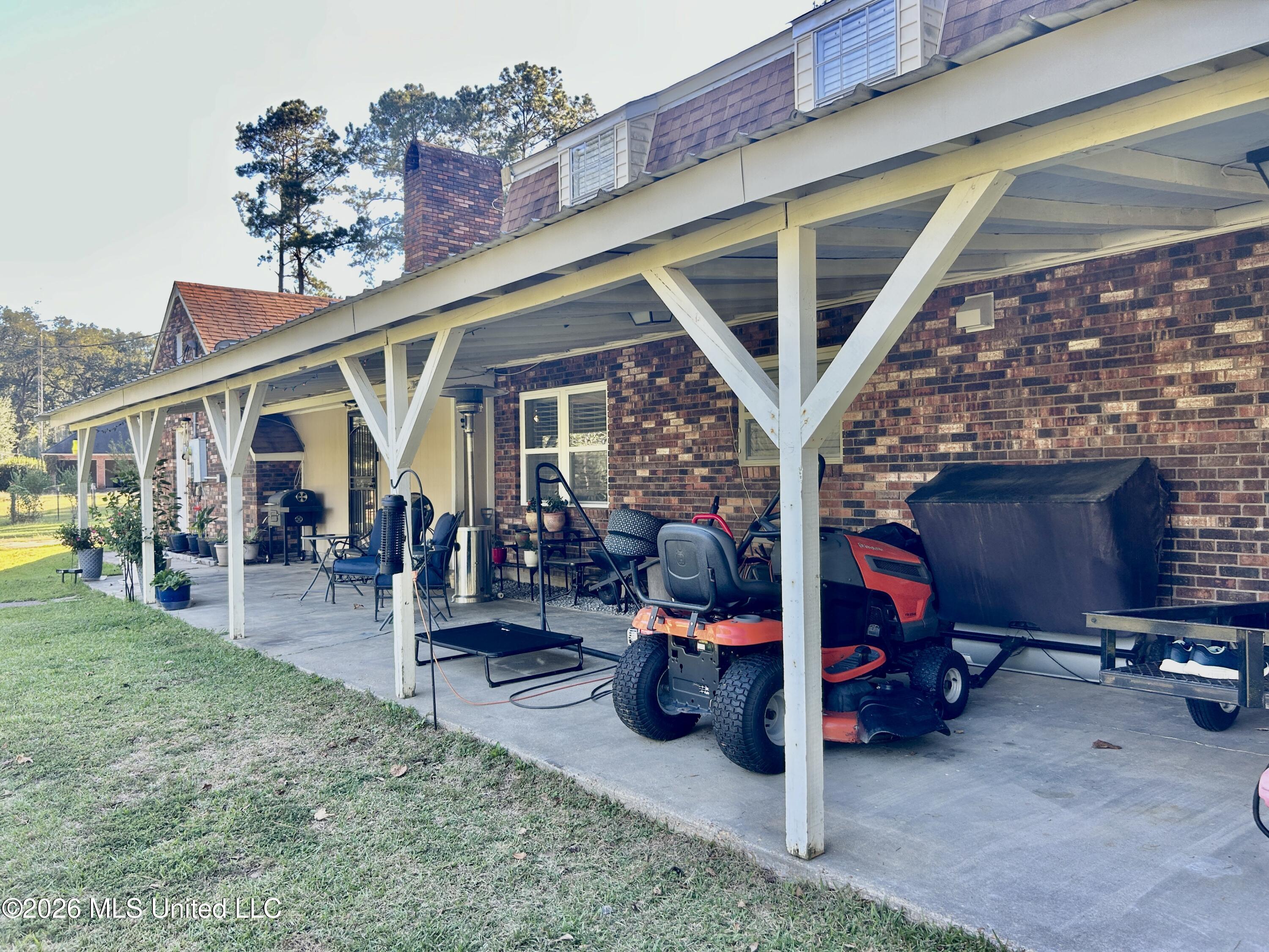 1124 Hawthorne Drive Property Photo 48