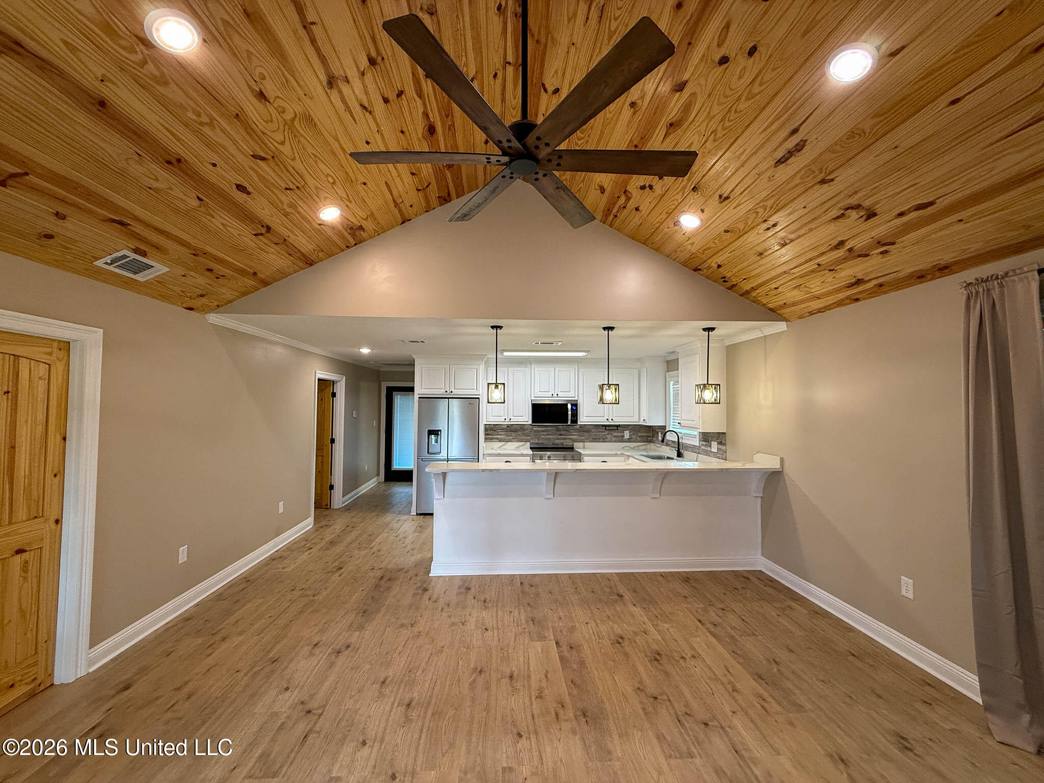 14 Mixon Road Property Photo 4