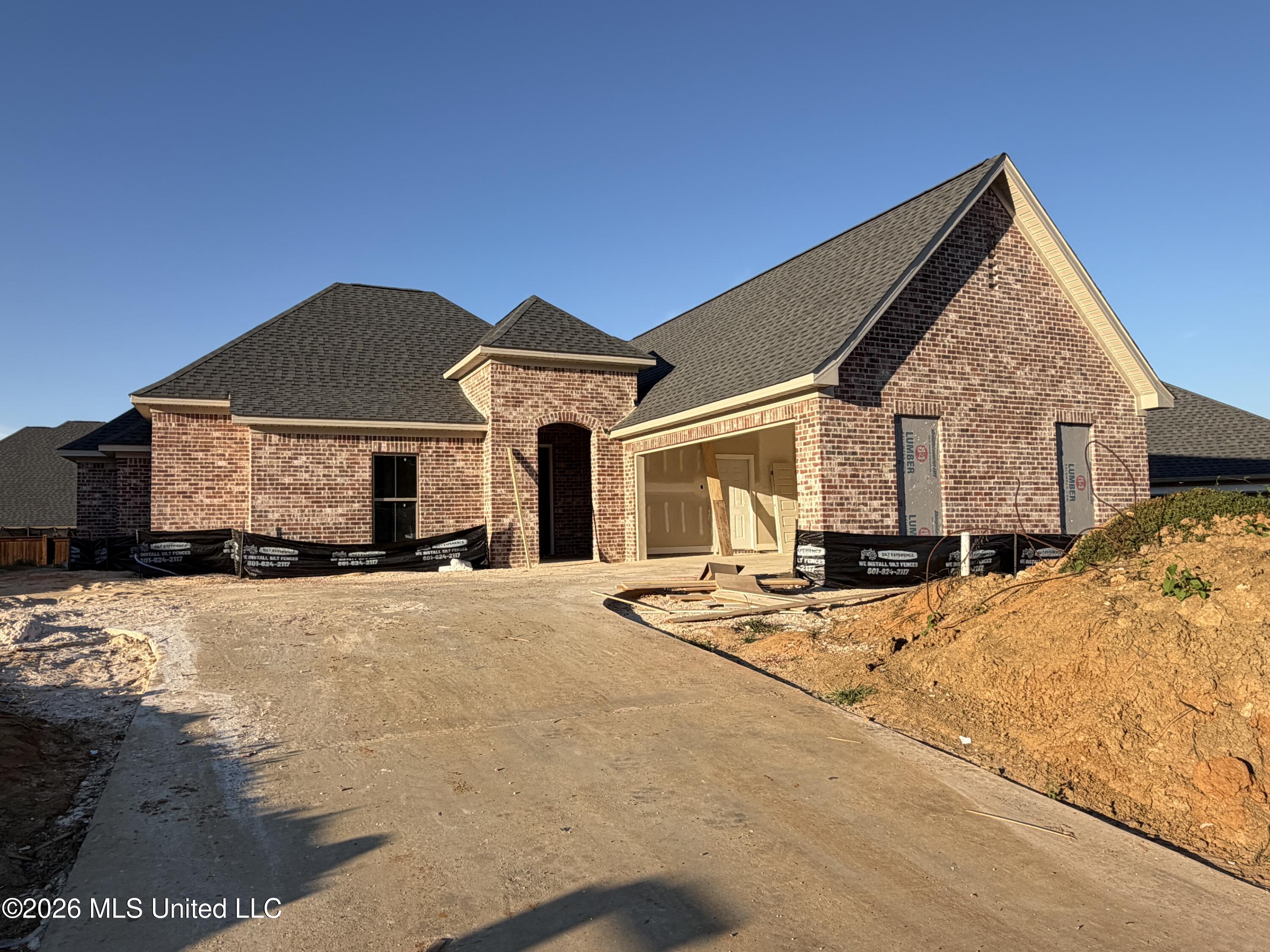 1216 Old Court Crossing Property Photo 1