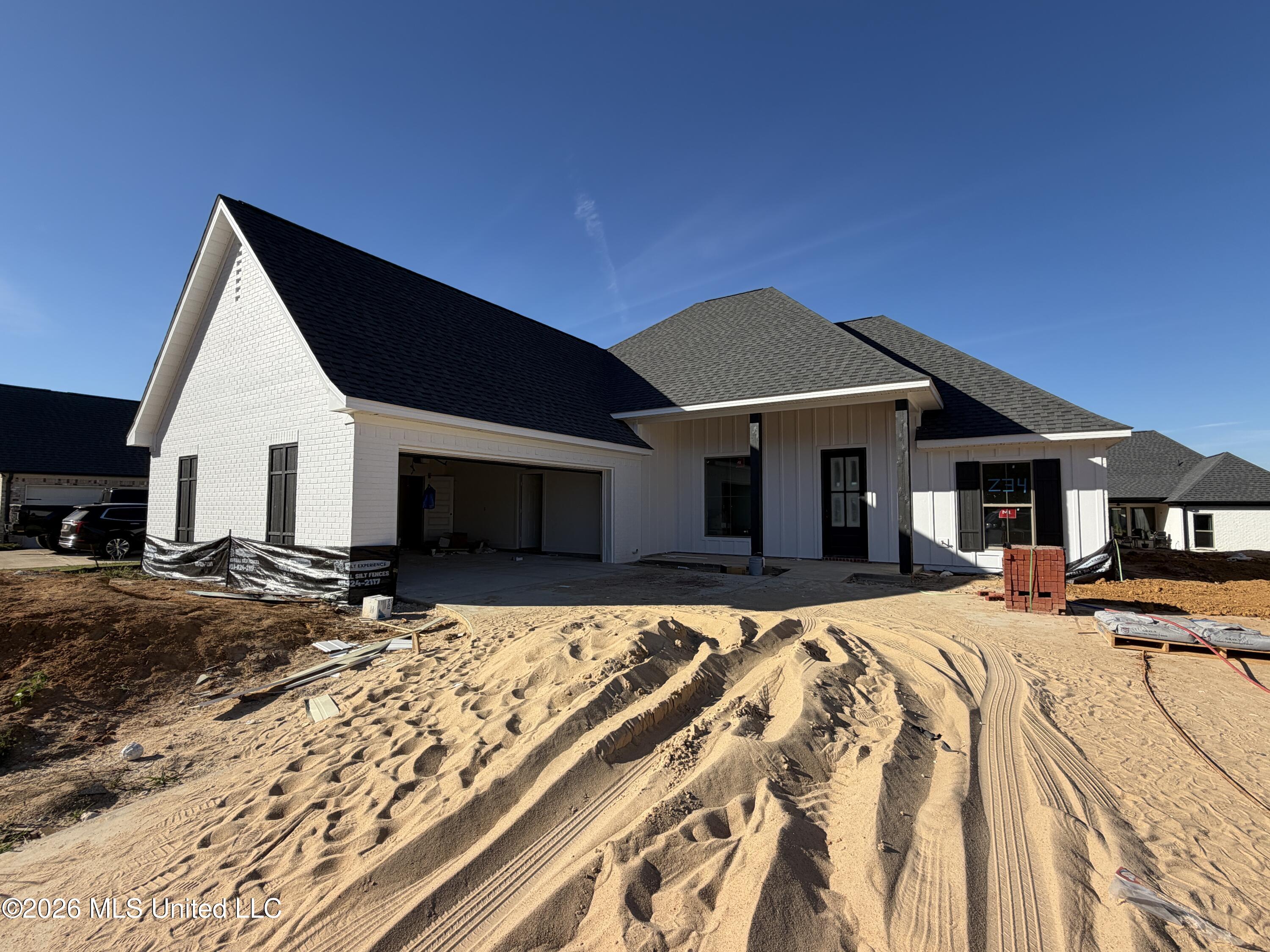 1220 Old Court Crossing Property Photo 3