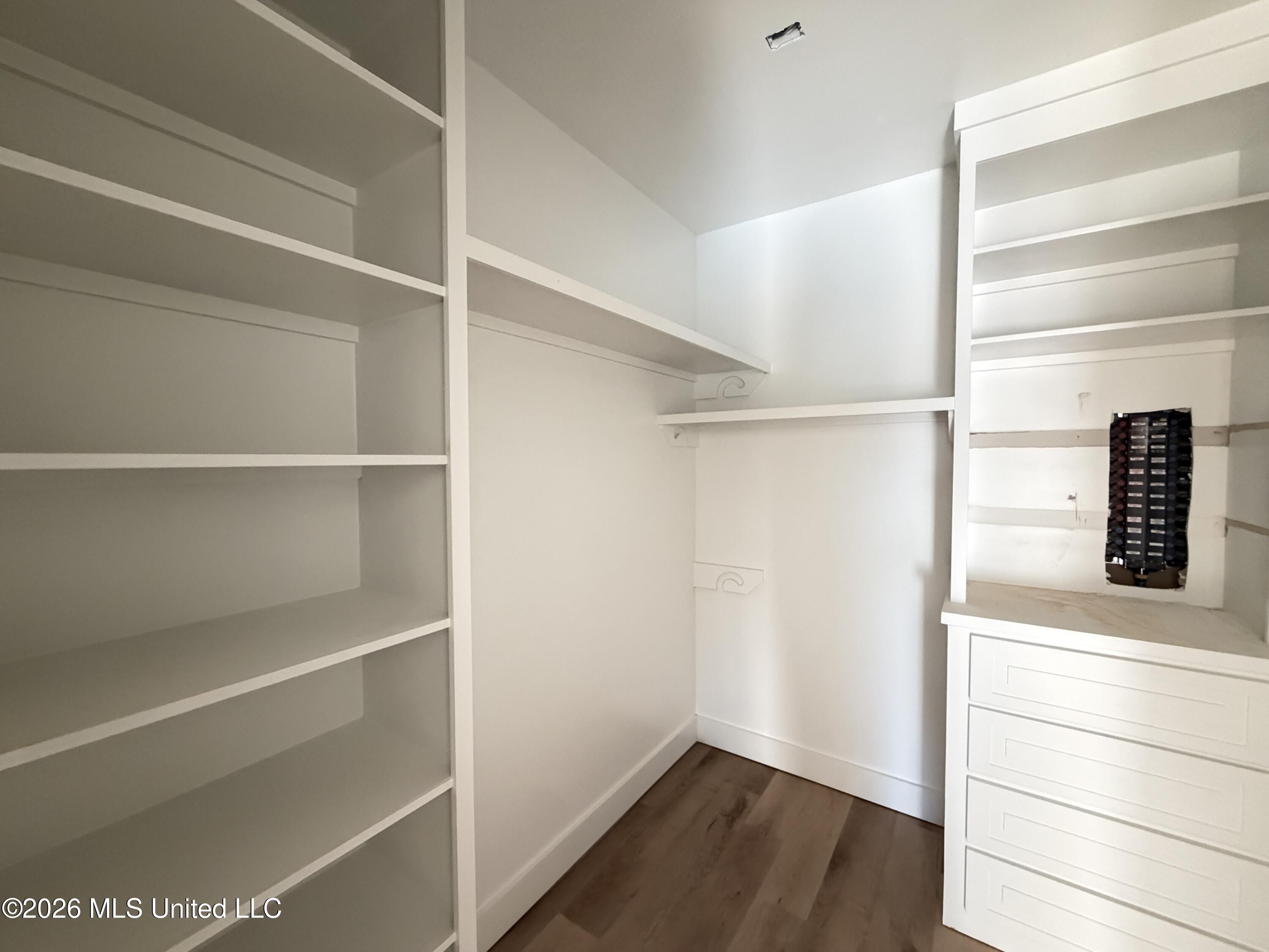 1220 Old Court Crossing Property Photo 17