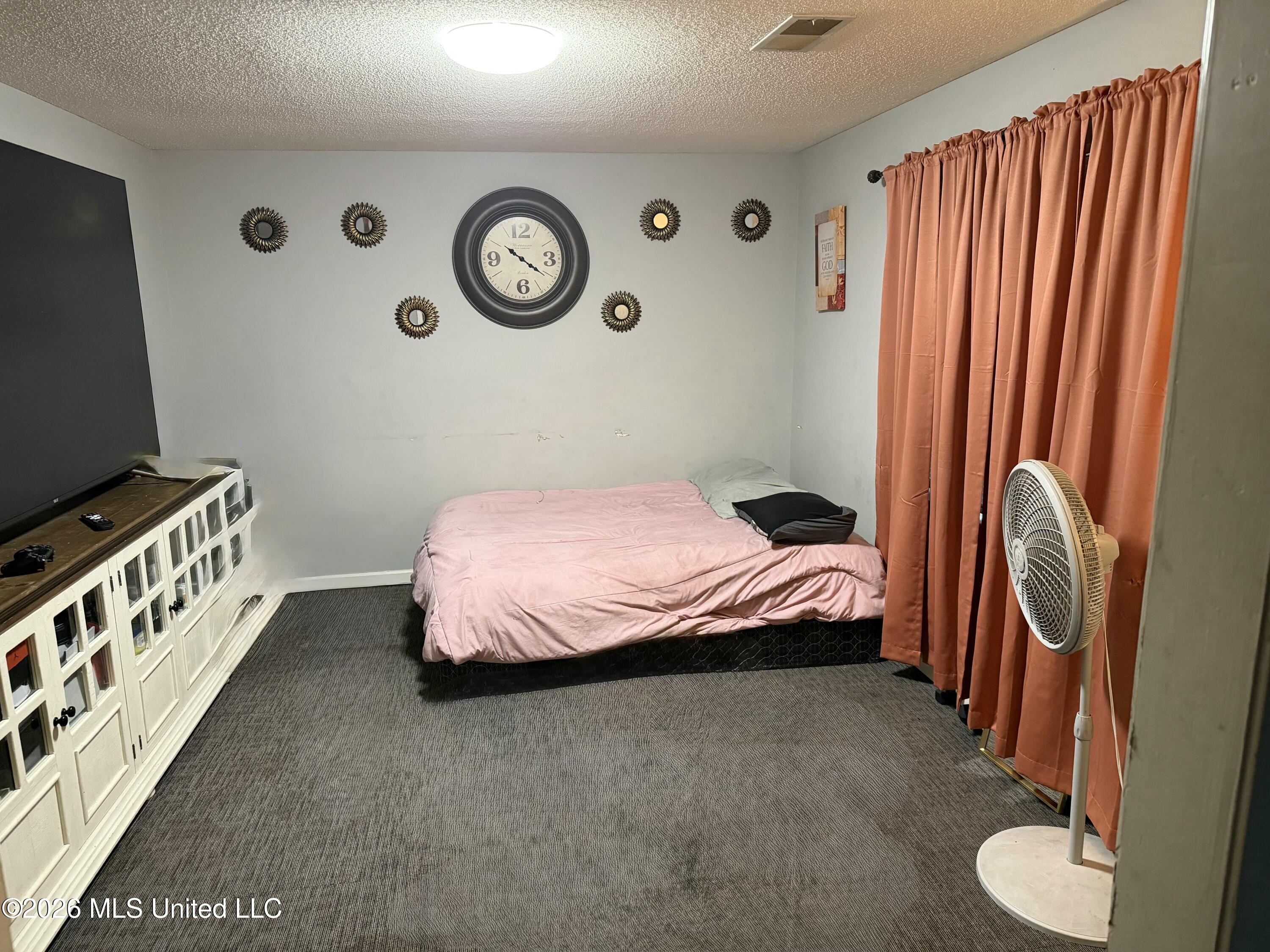 317 Ridgetop Drive Property Photo 3
