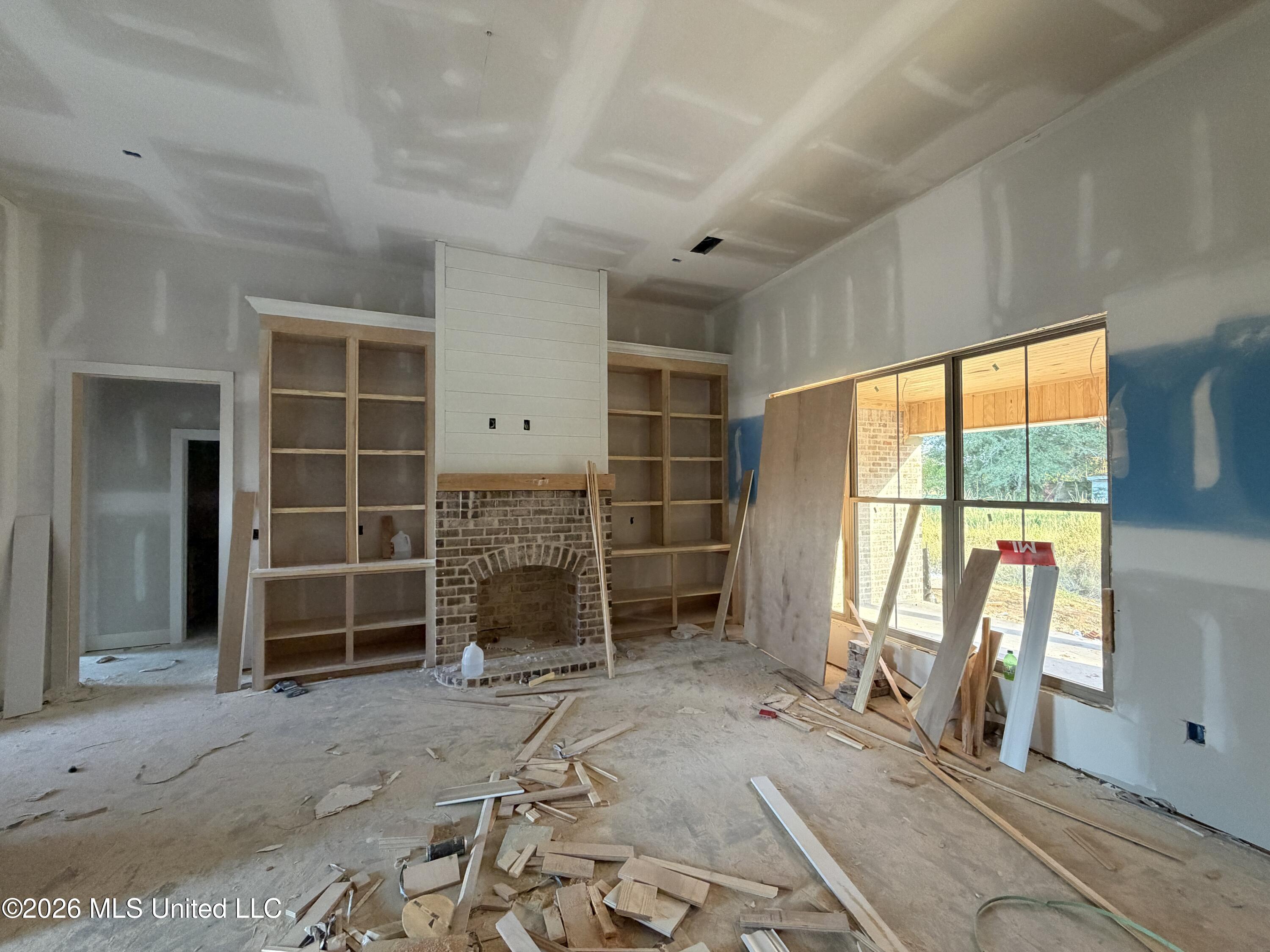 1215 Old Court Crossing Property Photo 3