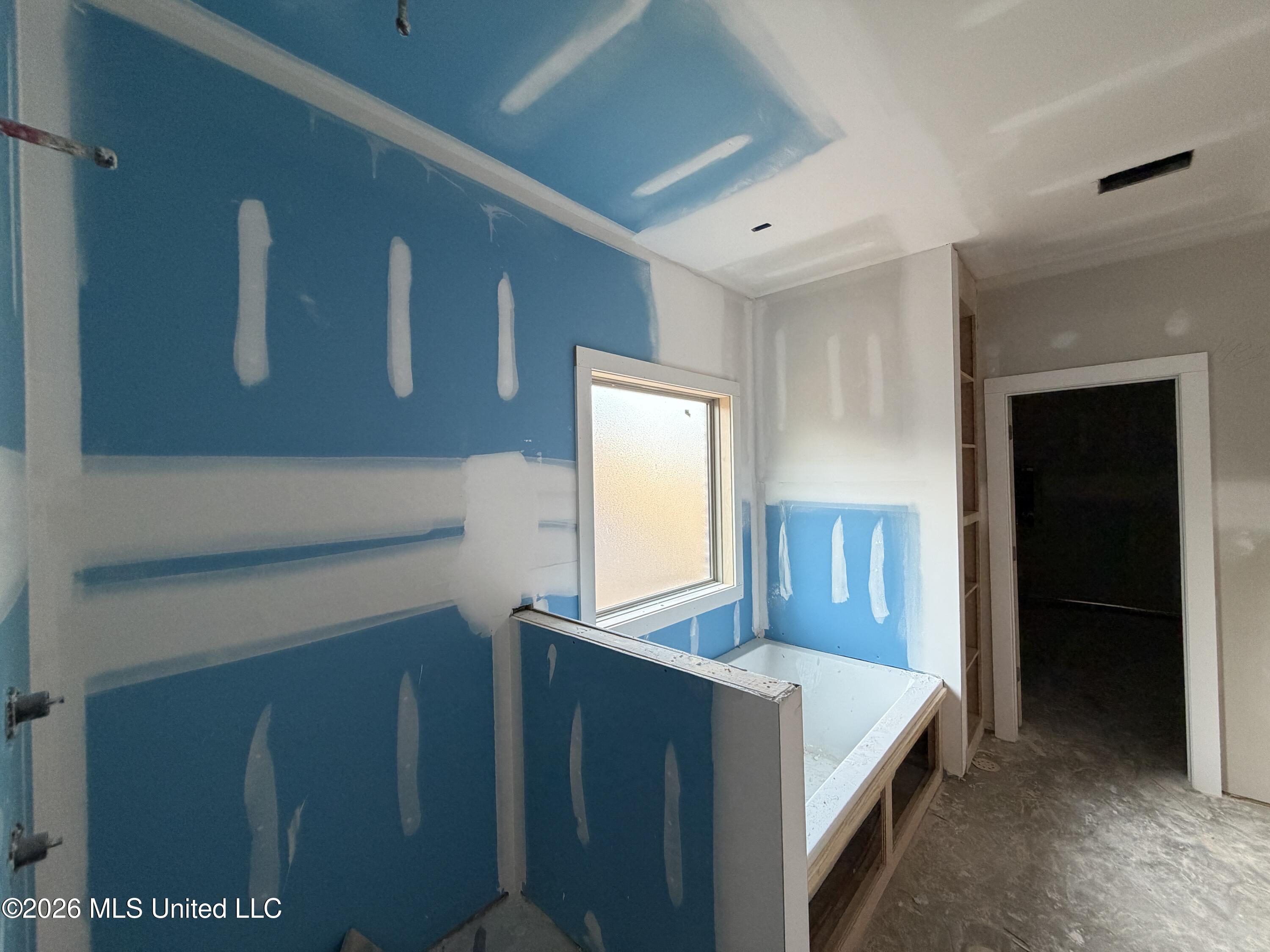 1215 Old Court Crossing Property Photo 12