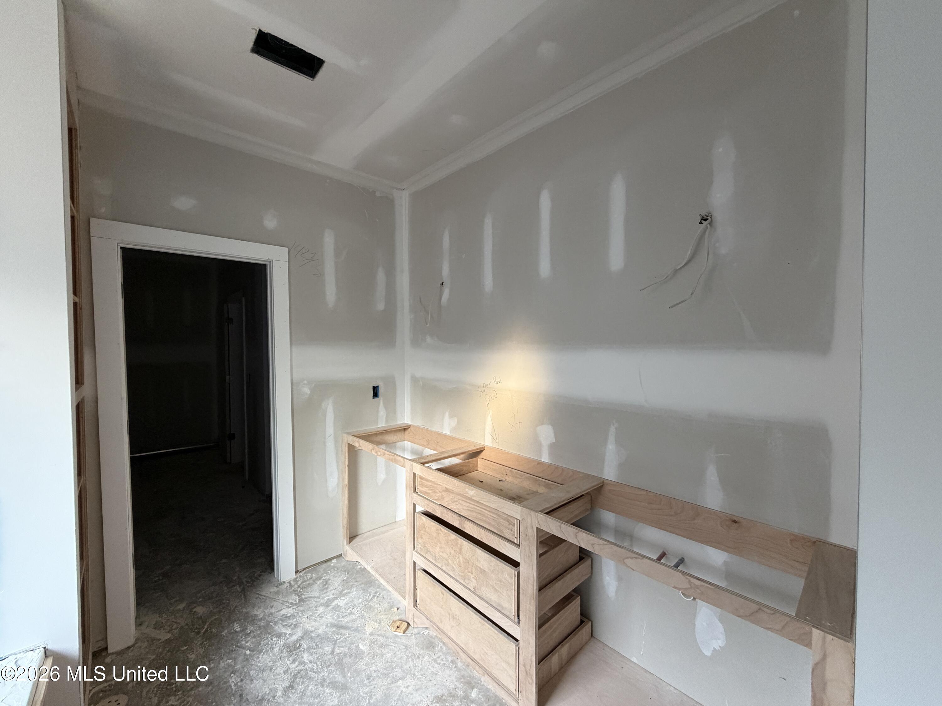 1215 Old Court Crossing Property Photo 13