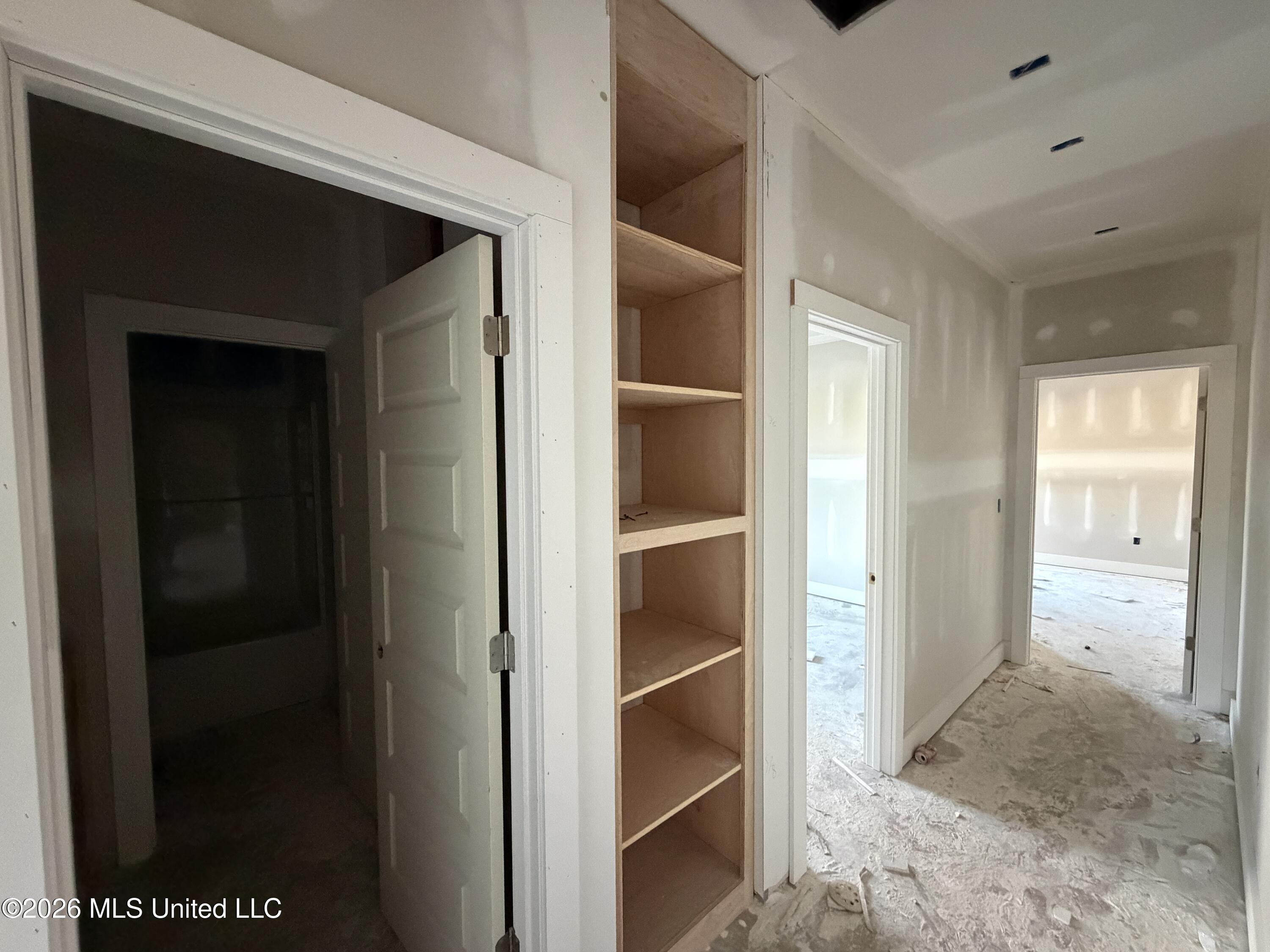 1215 Old Court Crossing Property Photo 18