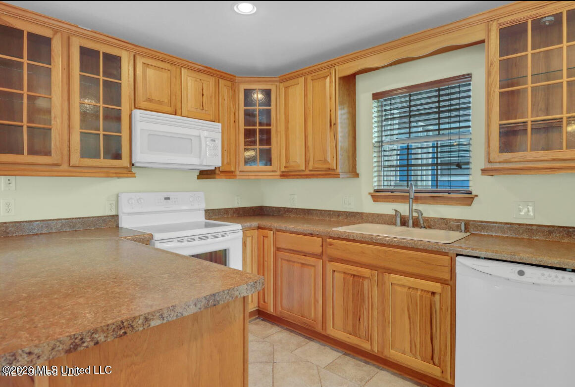 6226 Pontiac Drive Property Photo 6