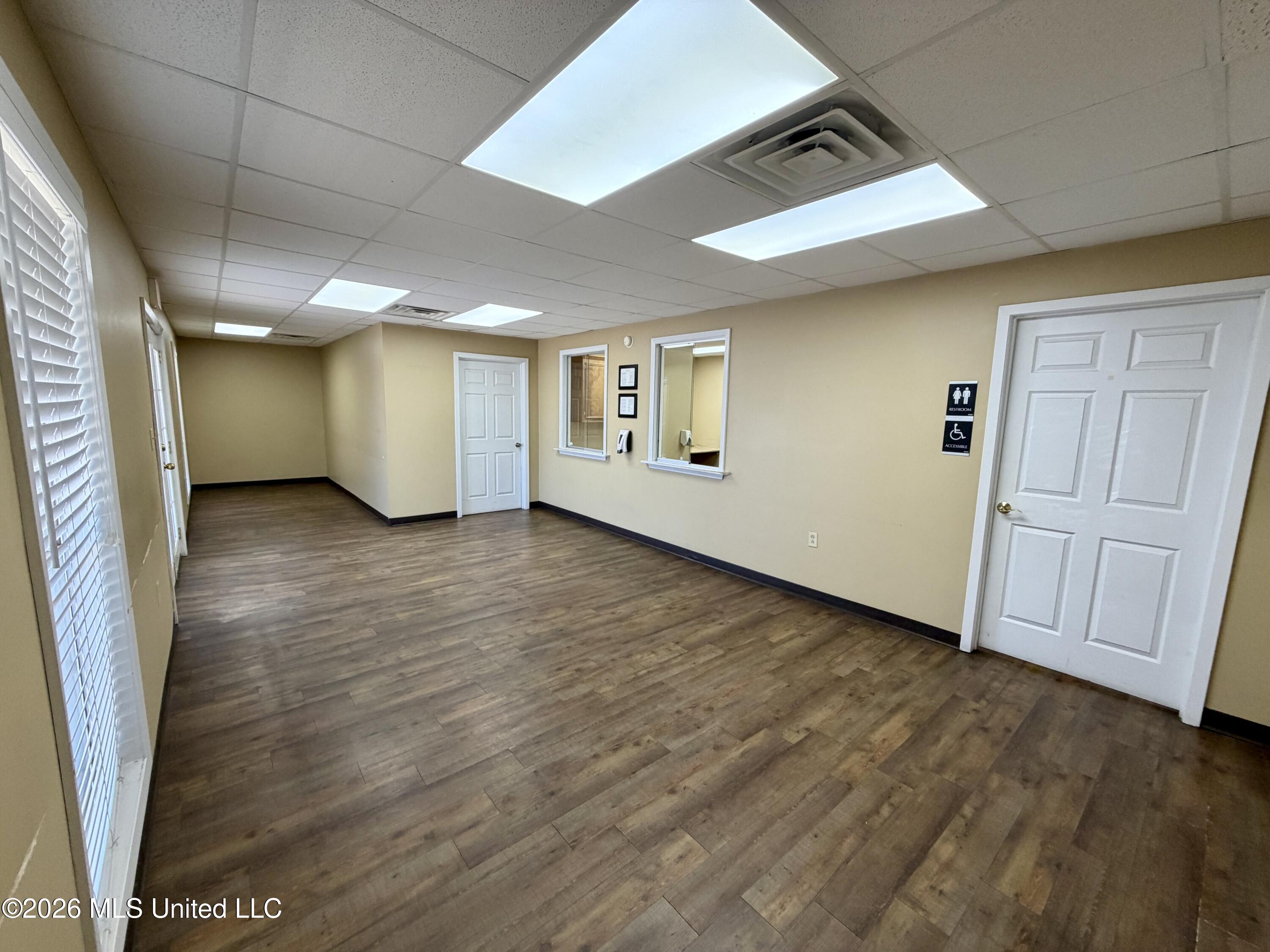 407 S Valley Street Property Photo 7