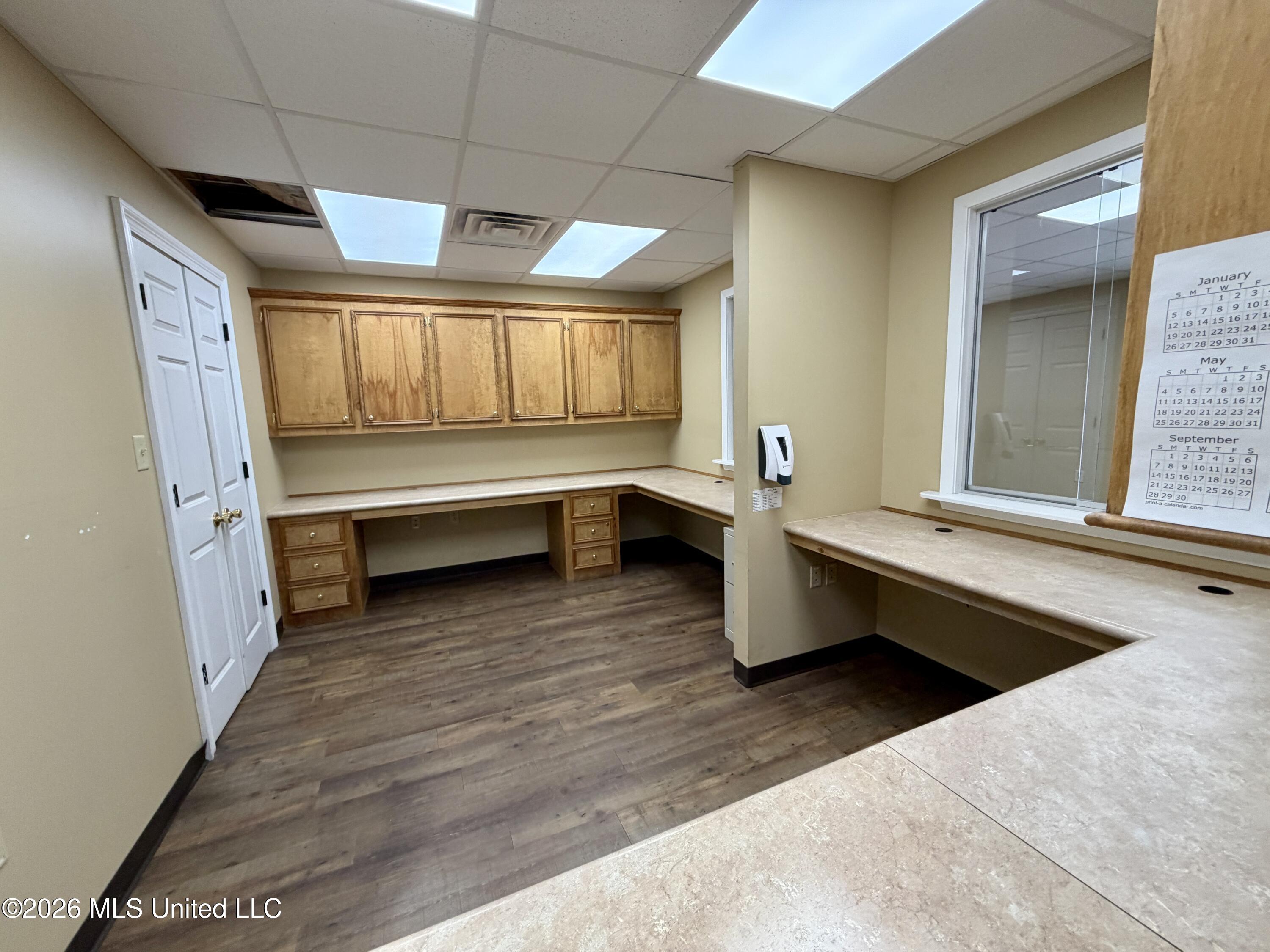 407 S Valley Street Property Photo 10
