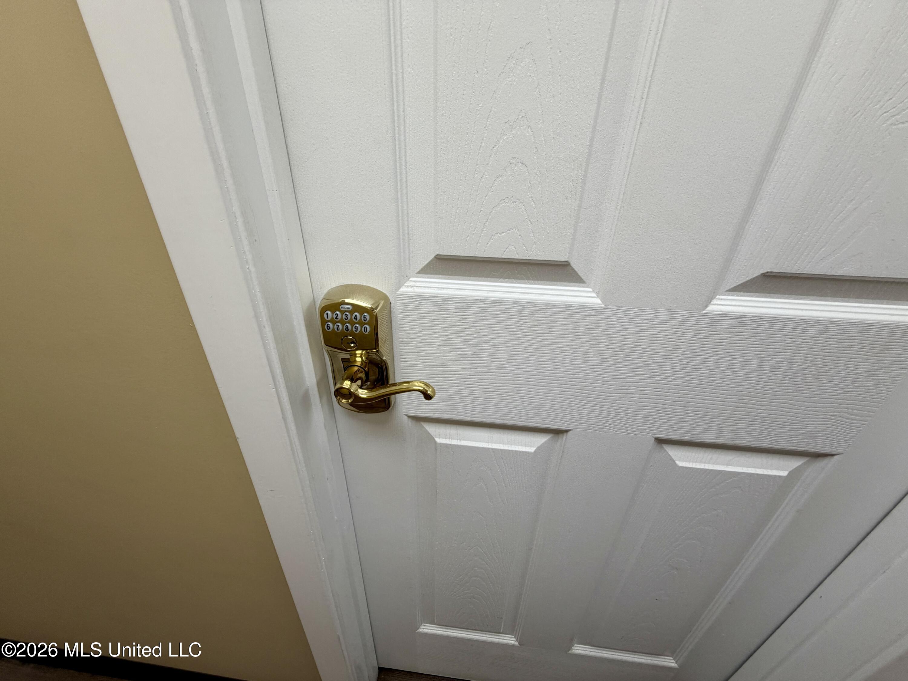 407 S Valley Street Property Photo 19