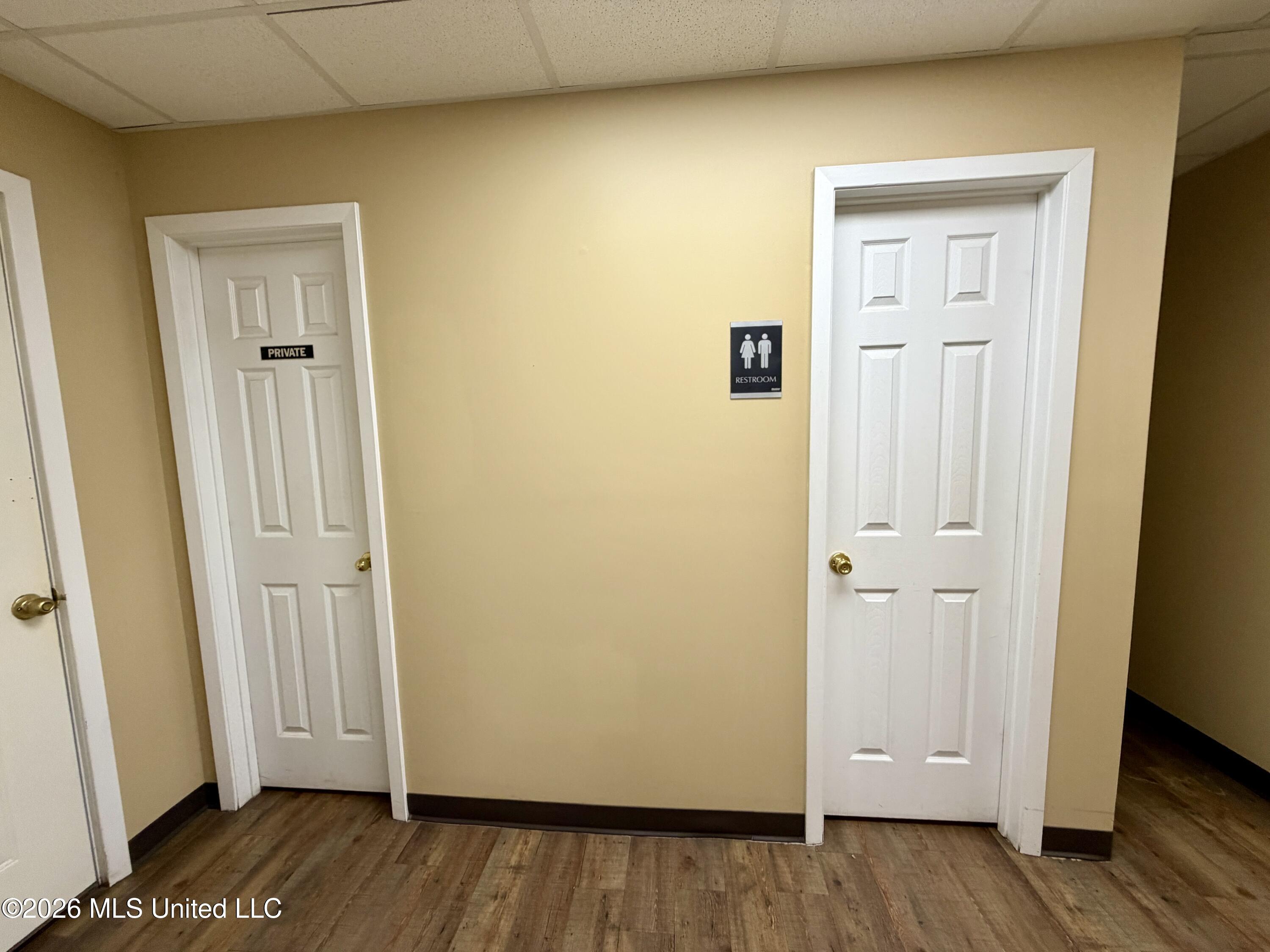 407 S Valley Street Property Photo 20