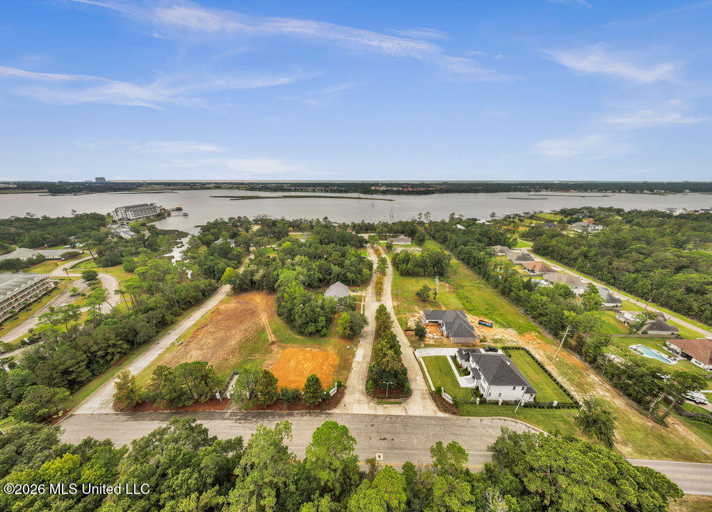 Savannah Estates Boulevard Property Photo 3