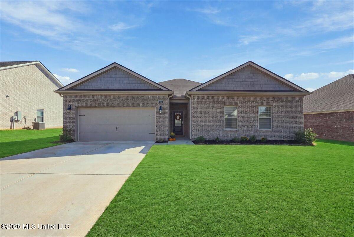 48 N Banks Boulevard Property Photo 1