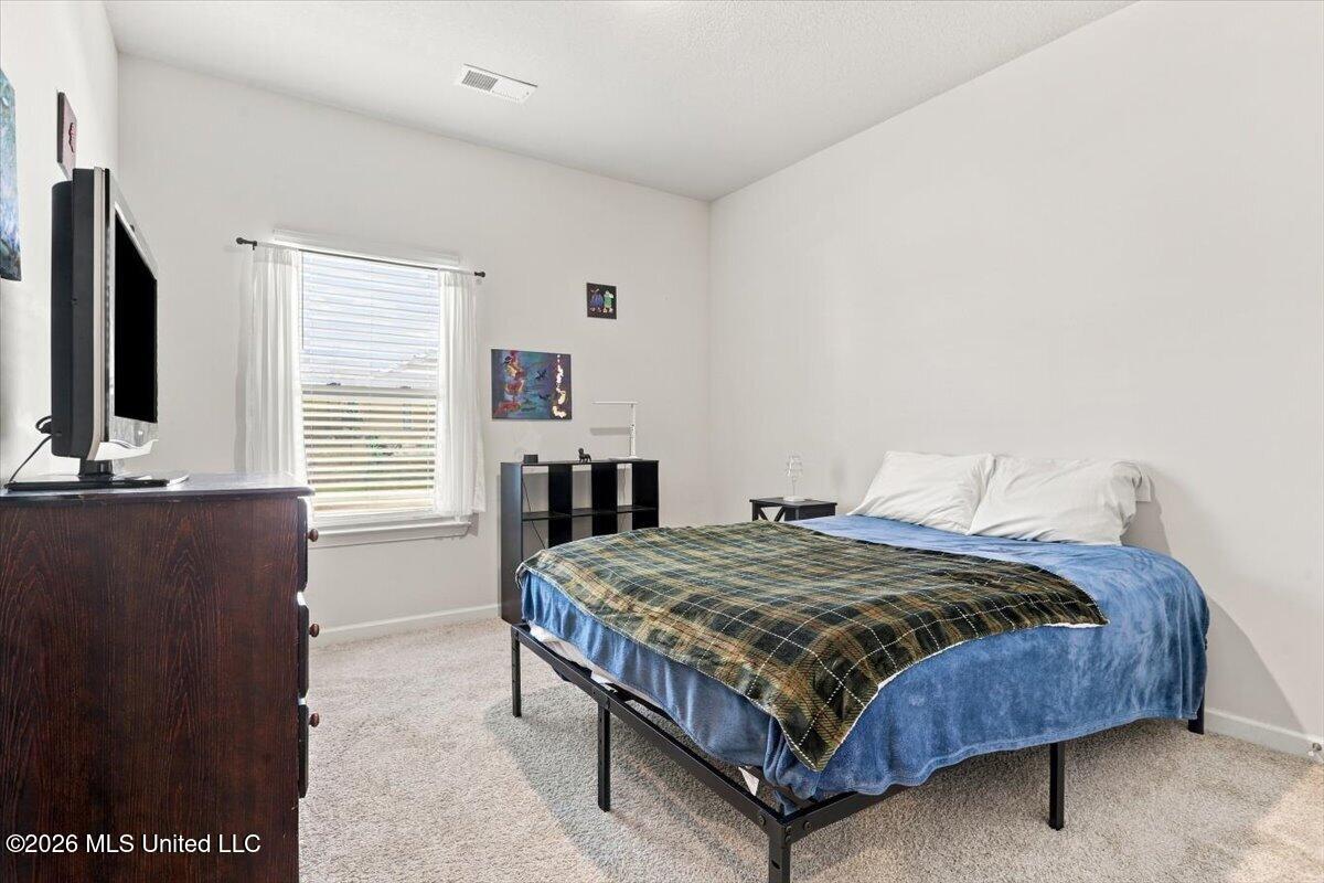 48 N Banks Boulevard Property Photo 15