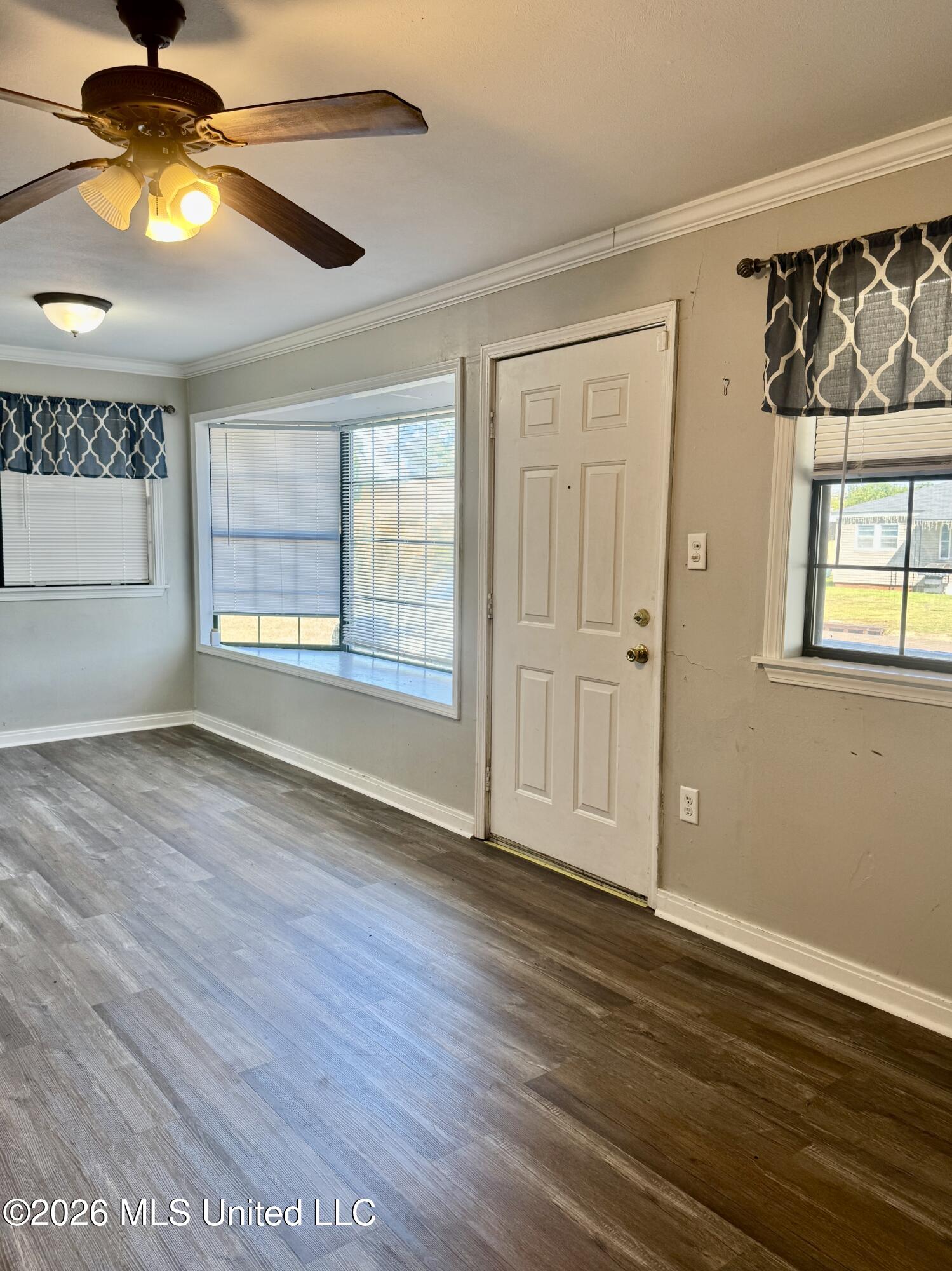 1628 Camellia Street Property Photo 9