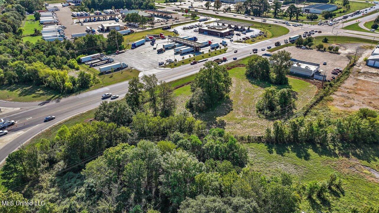 Hwy 49 Property Photo 28