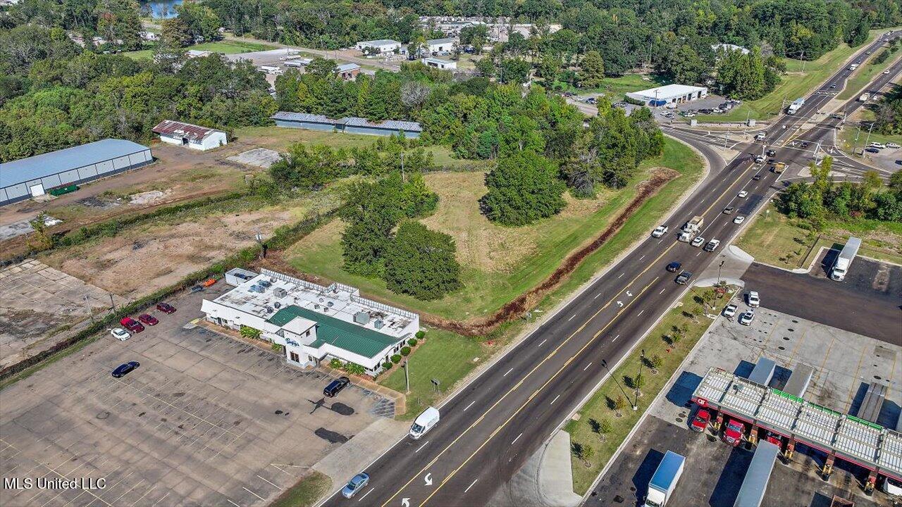 Hwy 49 Property Photo 32
