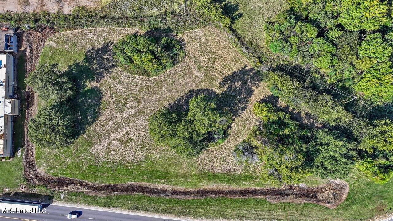 Hwy 49 Property Photo 33