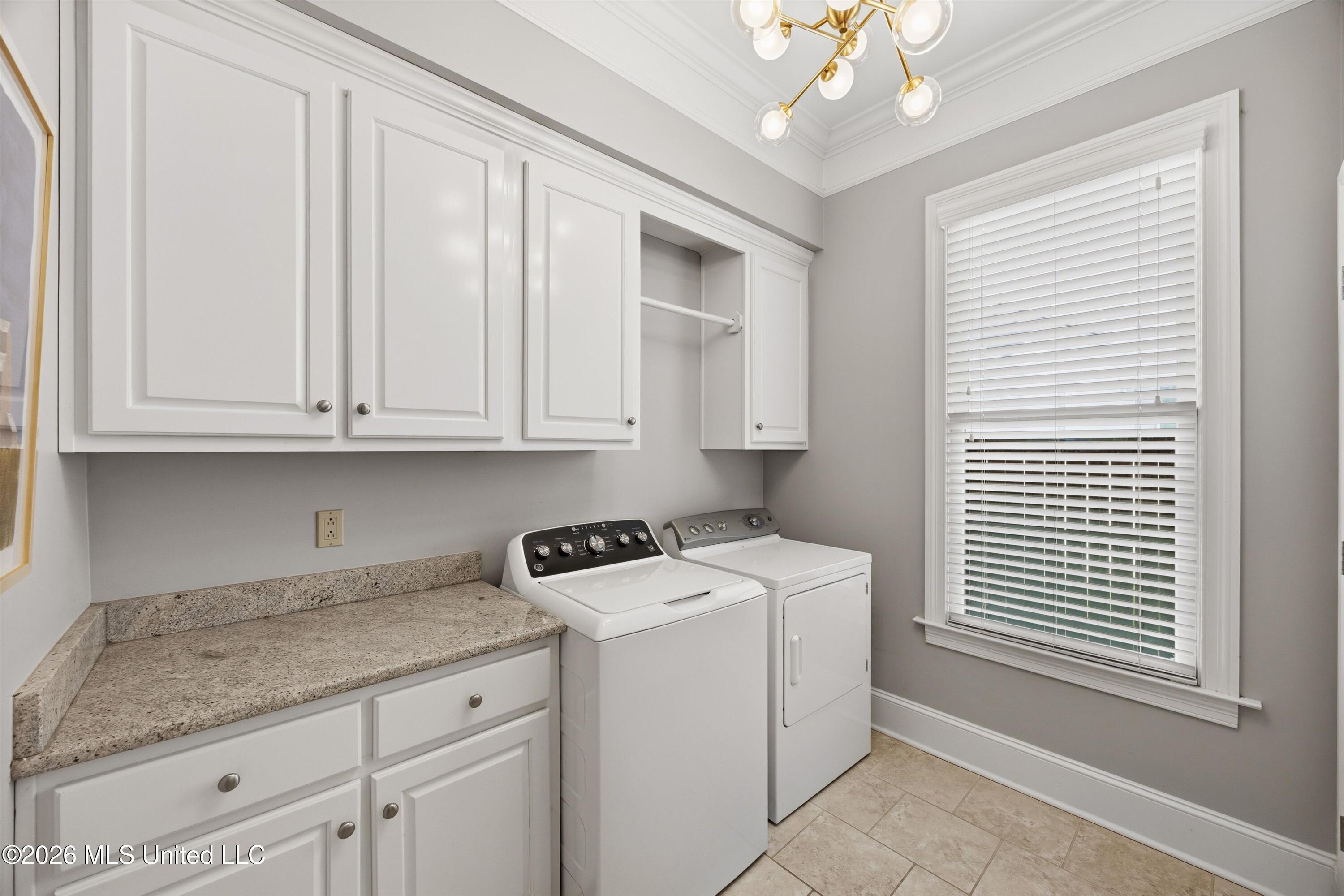 368 Woodmere Lane Property Photo 13