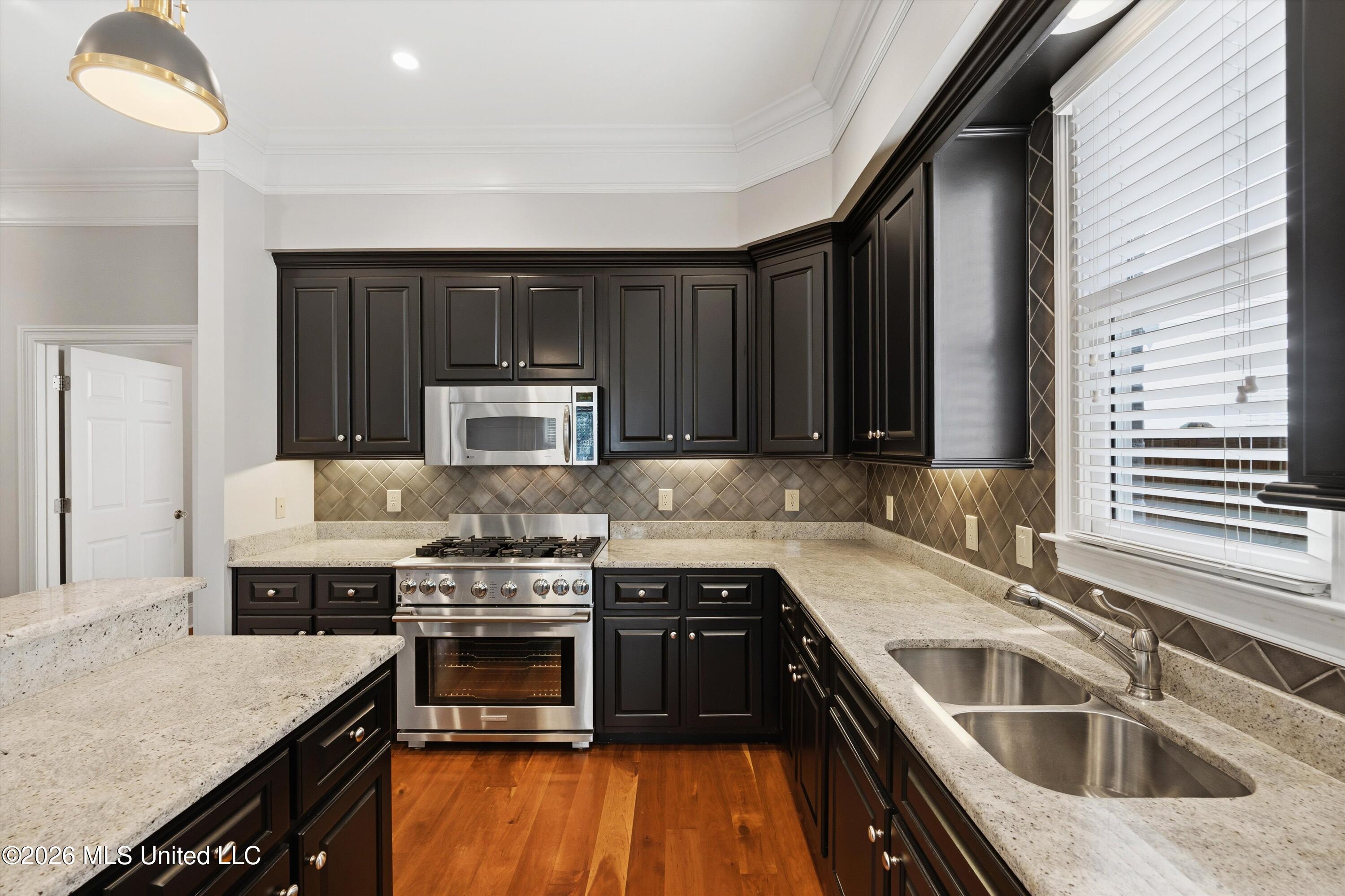 368 Woodmere Lane Property Photo 18