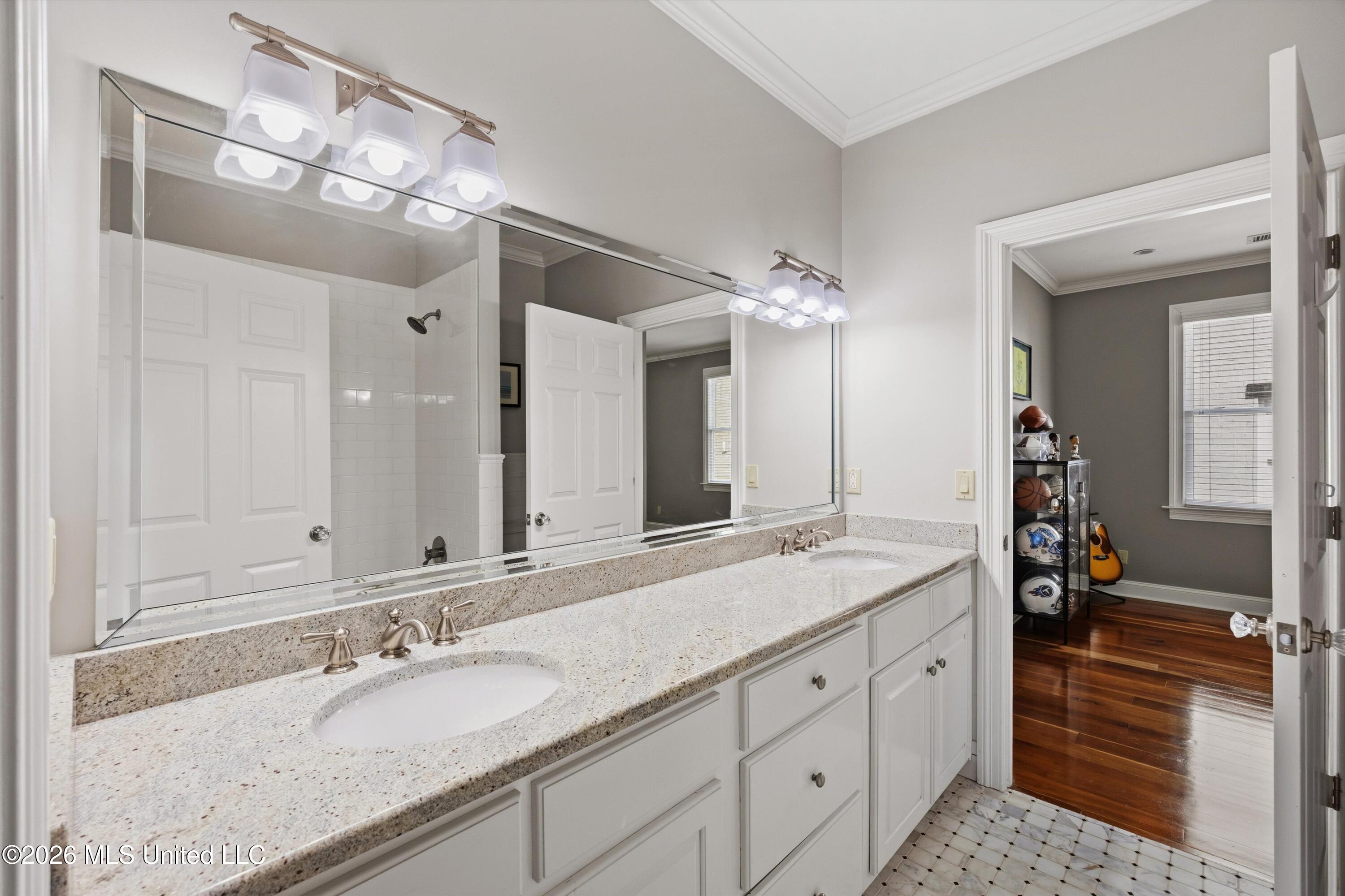 368 Woodmere Lane Property Photo 33