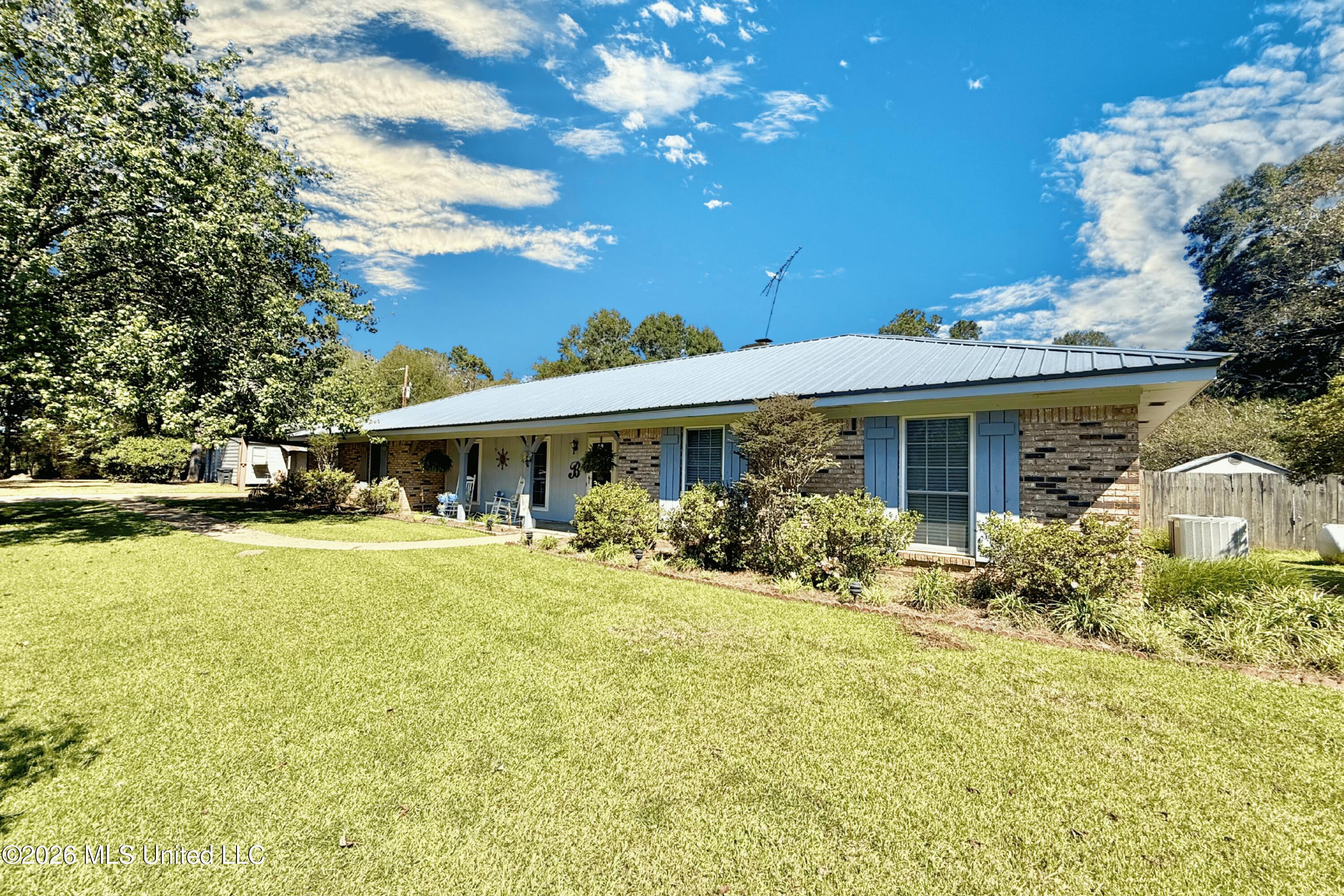 5161 Harmony Road Property Photo 3
