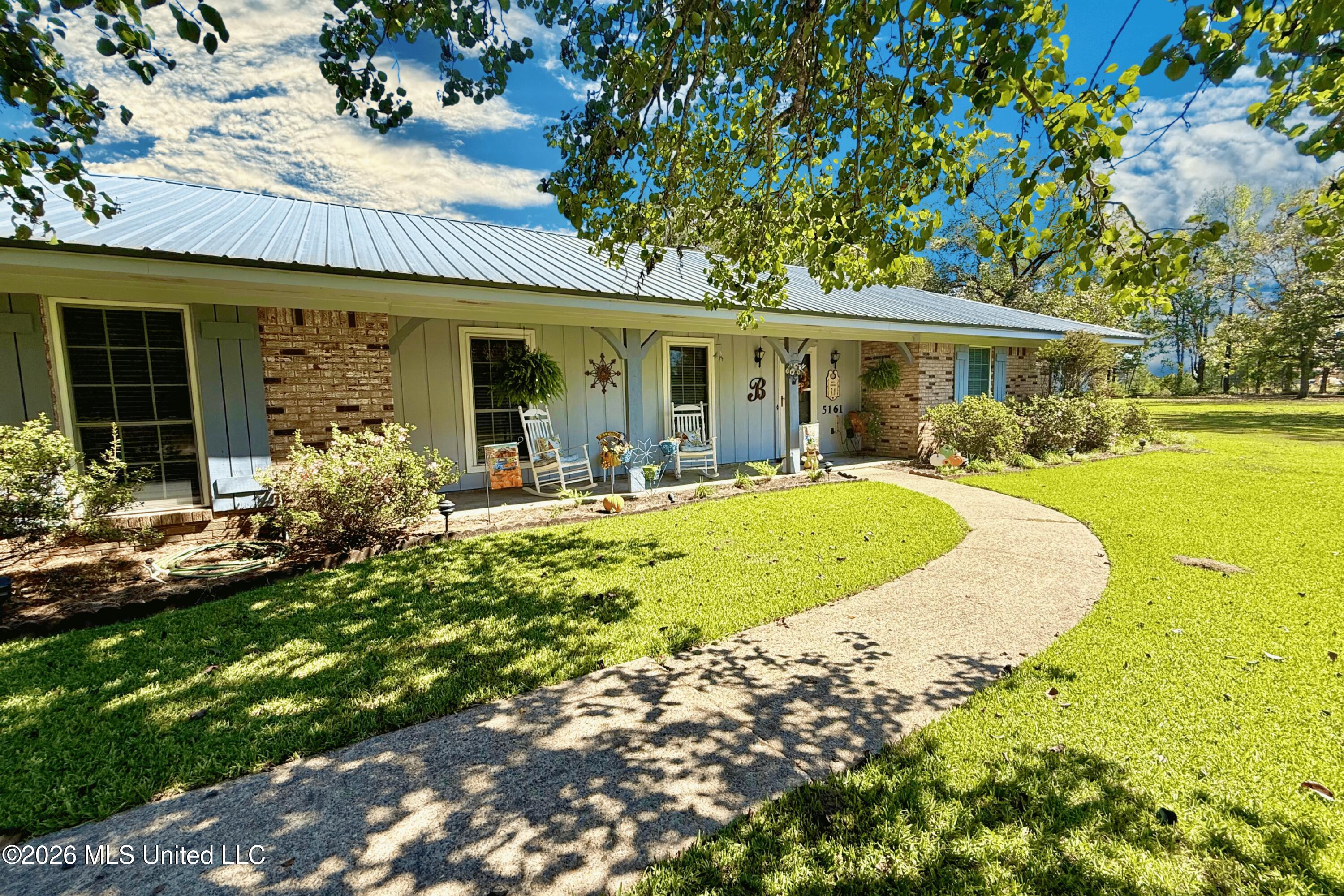 5161 Harmony Road Property Photo 7