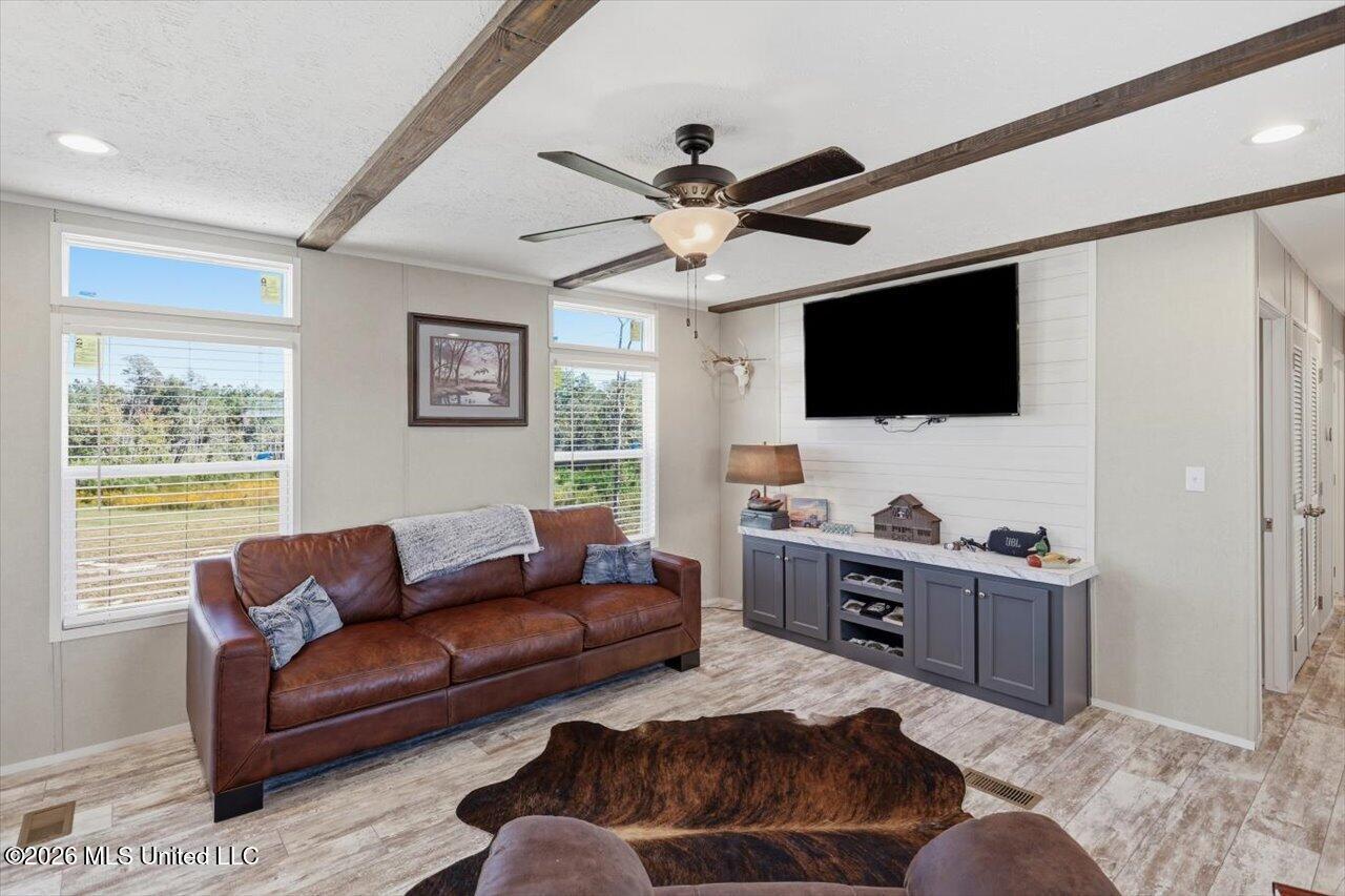 140 Sawmill Road Property Photo 7