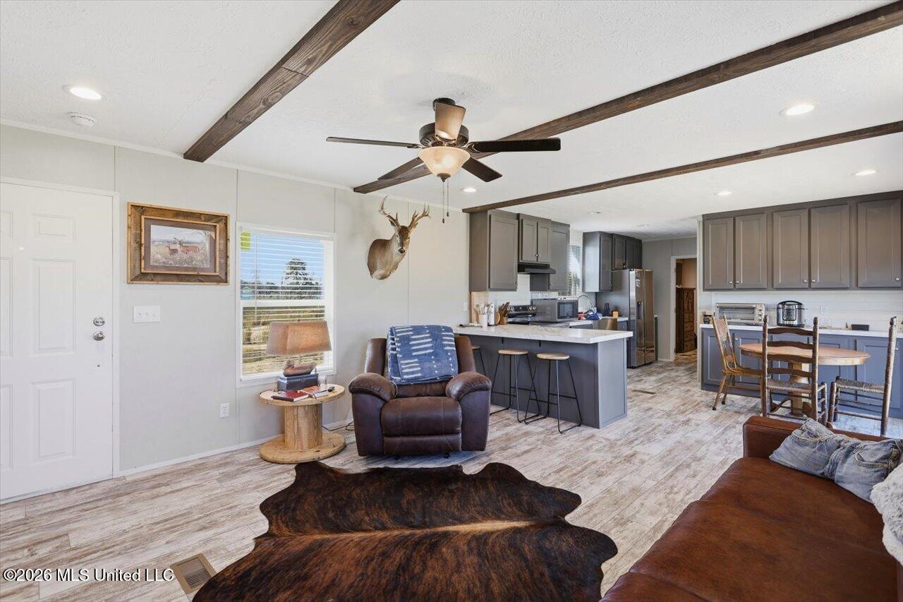 140 Sawmill Road Property Photo 8