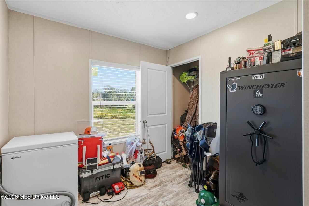 140 Sawmill Road Property Photo 18