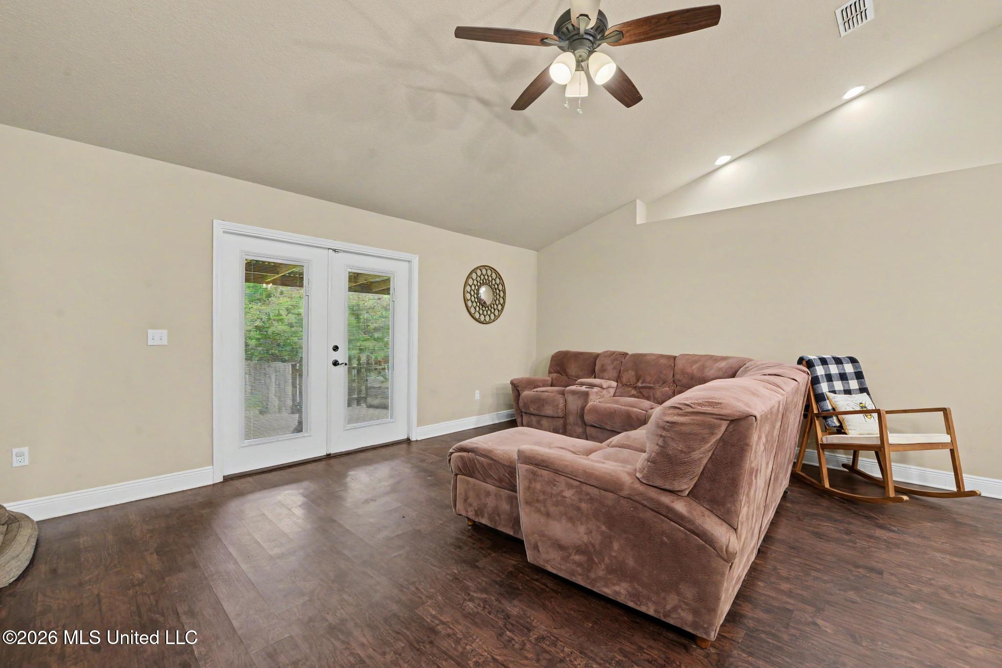 19484 Morris Pond Road Property Photo 21