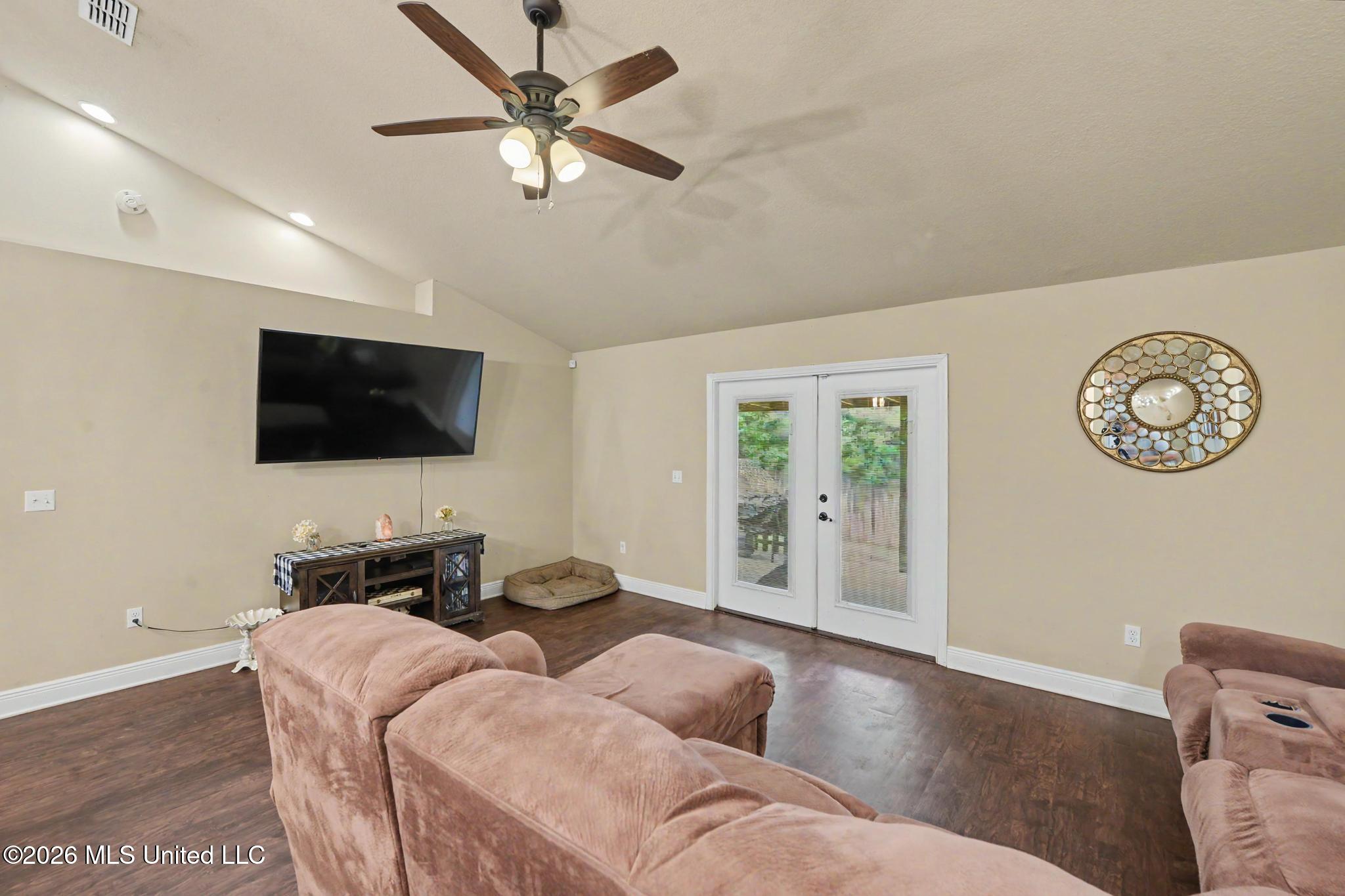 19484 Morris Pond Road Property Photo 22
